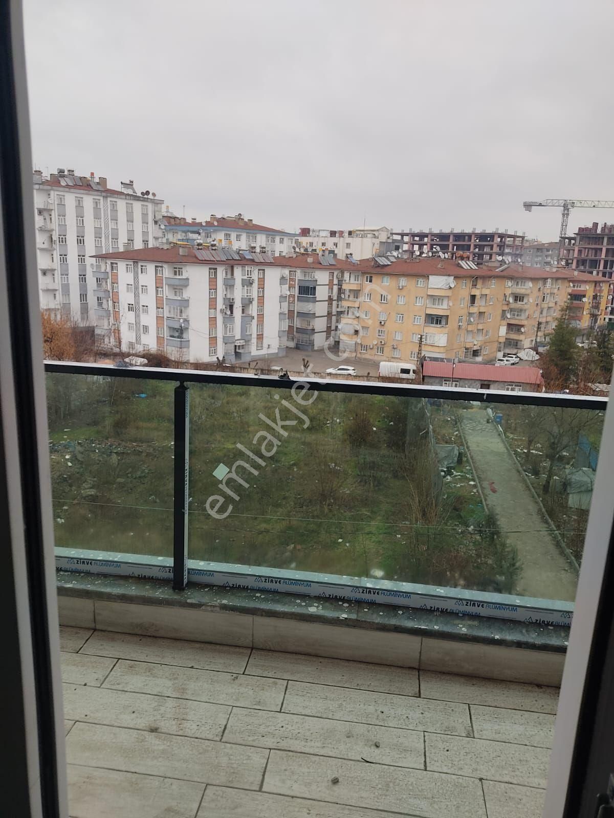 Bağlar Bağcılar Satılık Daire Toptancılarda 0 2+1 Satılık Daire