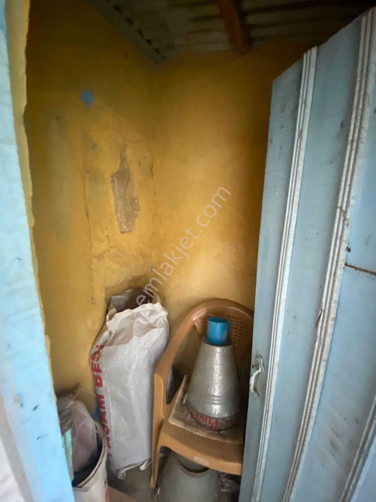 Gülcü Gayrimenkulden Yeniceköy De Satılık Köy Evi Ve Damı - Görsel 15