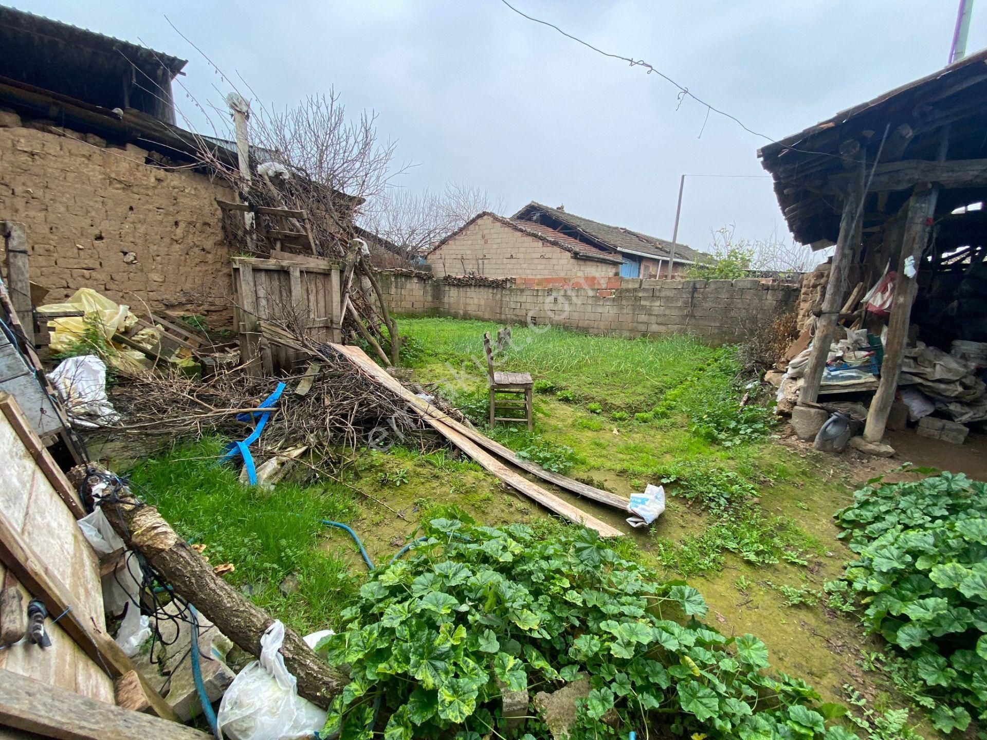 Gülcü Gayrimenkulden Yeniceköy De Satılık Köy Evi Ve Damı - Görsel 13