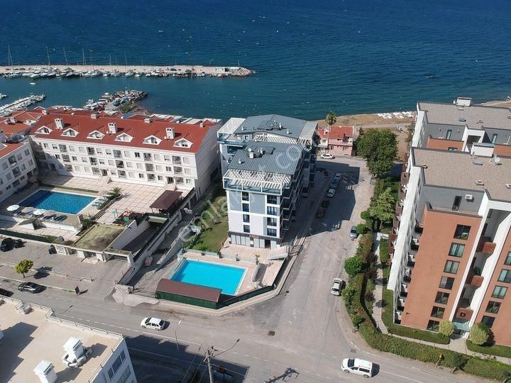 Mudanya Halitpaşa Satılık Daire Mudanya Halitpaşa'da Yat Limanı Yanında Satılık 3+1 Daire