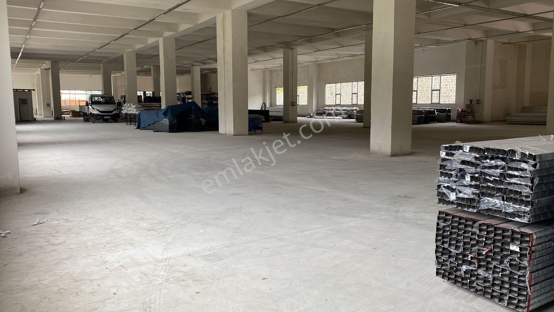 Trabzon Gürbulak'da 1950 M² Satılık Depo - Görsel 4