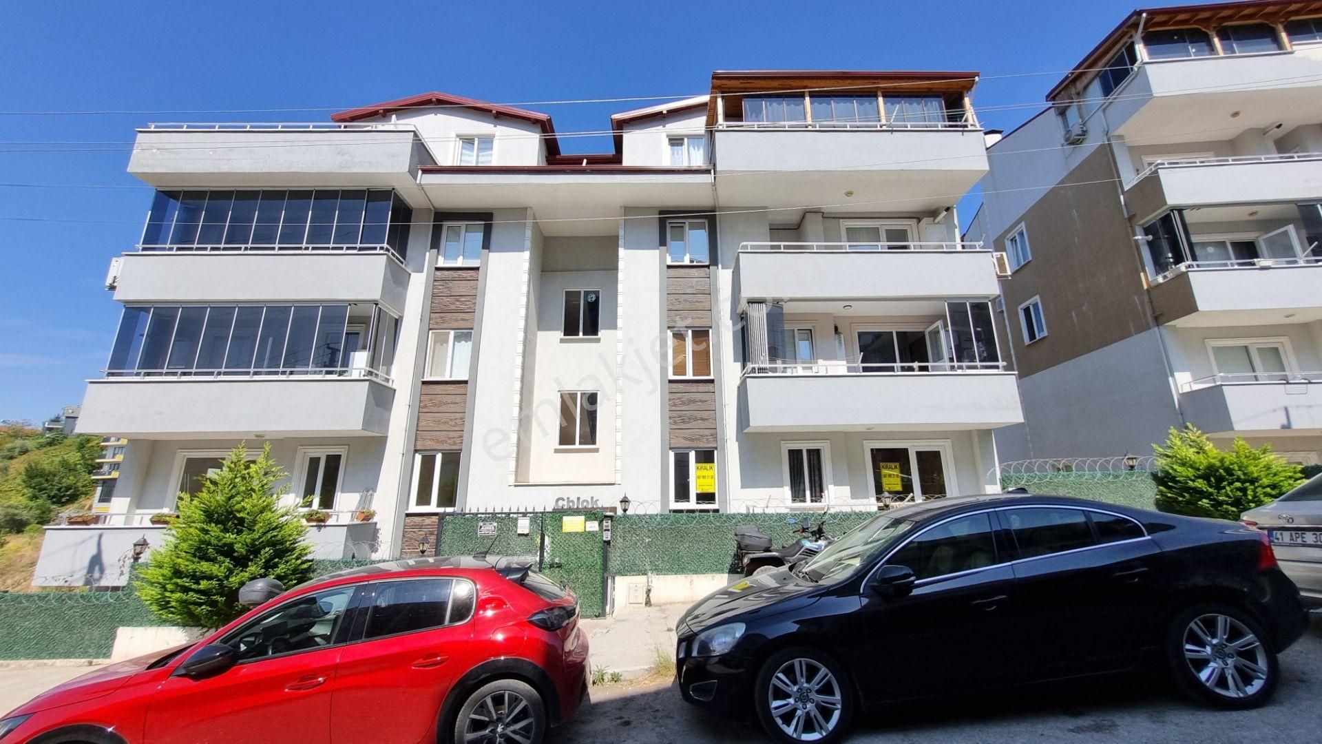 İzmit Orhan Satılık Daire Bağçeşme Lilyum Park 4 Havuzlu Site 3+1 Bahçe Dubleks