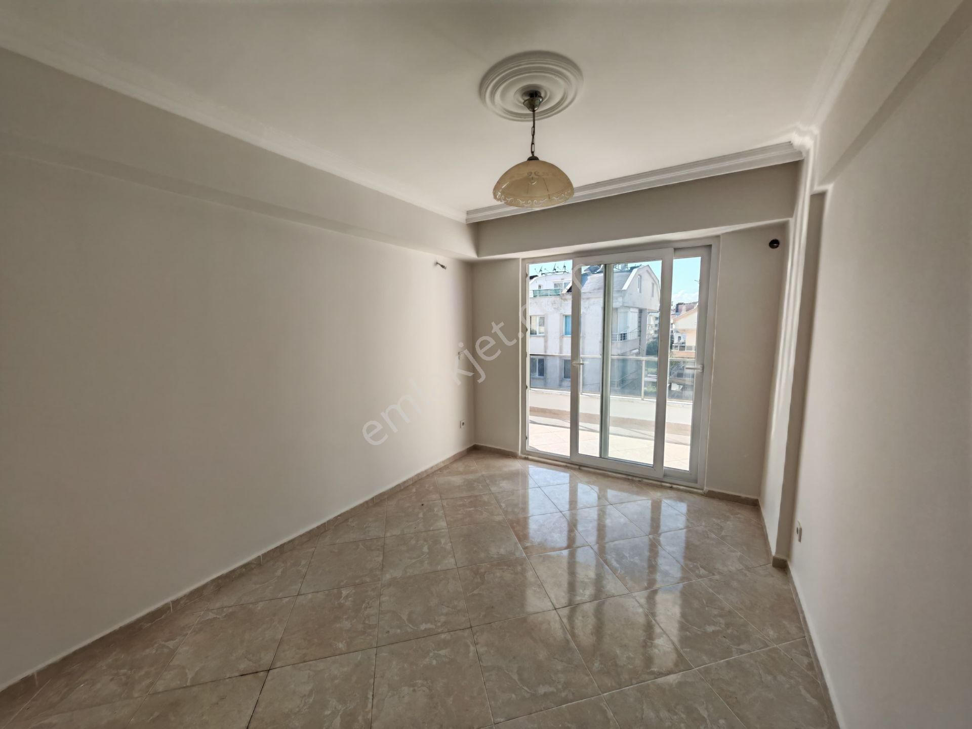 Didim Merkezde Satılık 1+1 Geniş Balkonlu Arakat Daire - Görsel 9