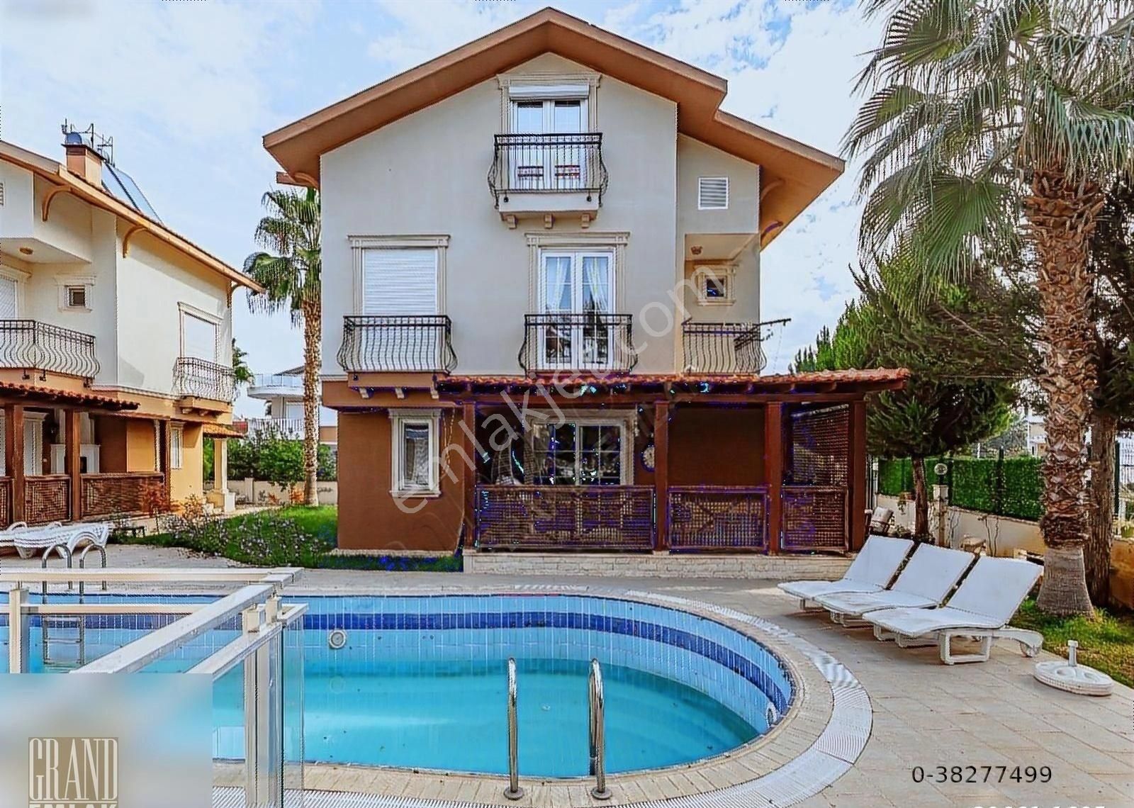 Serik Belek Satılık Villa Antalya Belek Te Site İçerisin De Müstakil 4+1 Satılık Villa