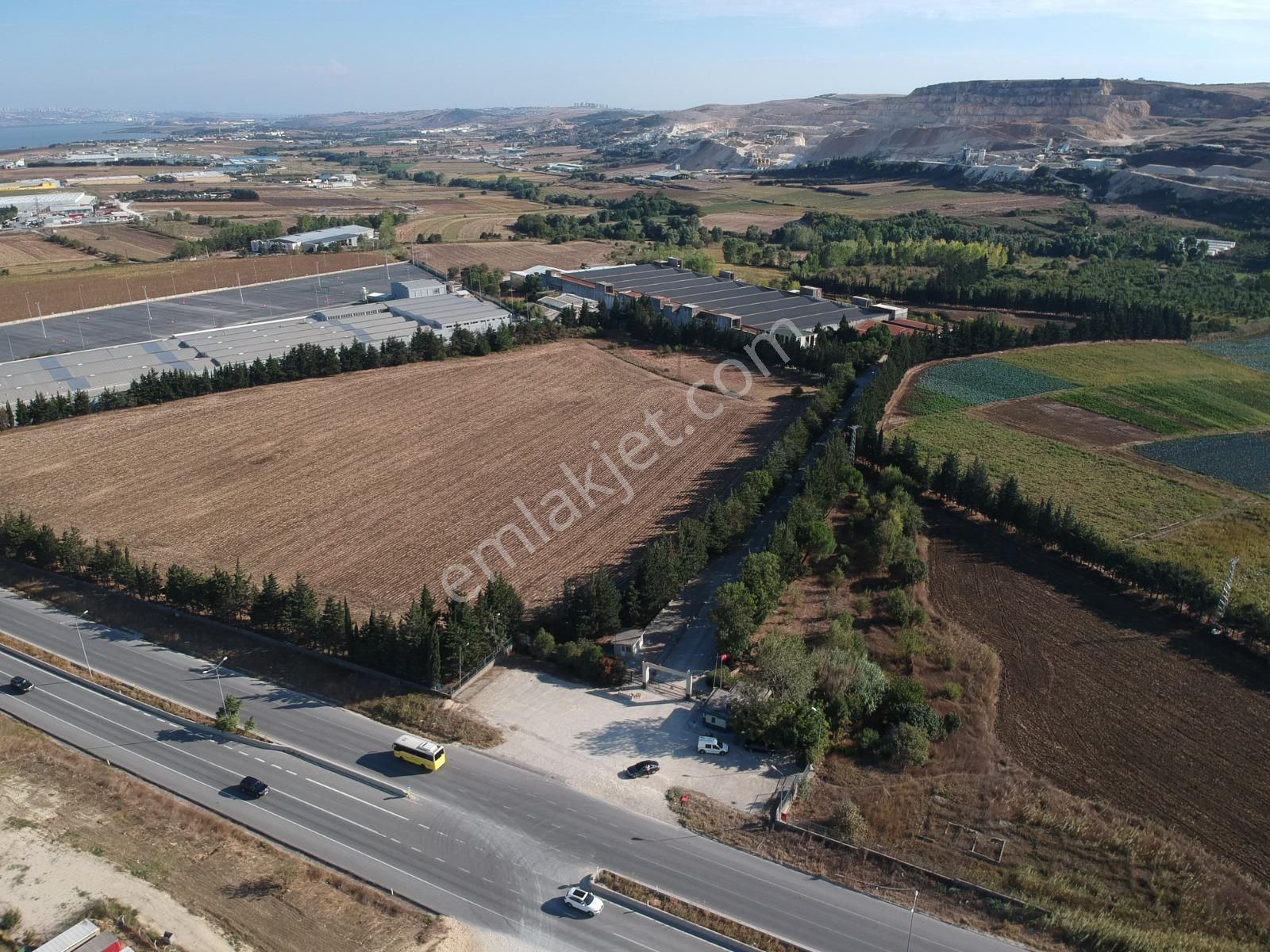 Kiralık Bina 30.000 M2 Çatalca Ferhatpaşa Muratbey Ana Yolda - Görsel 6