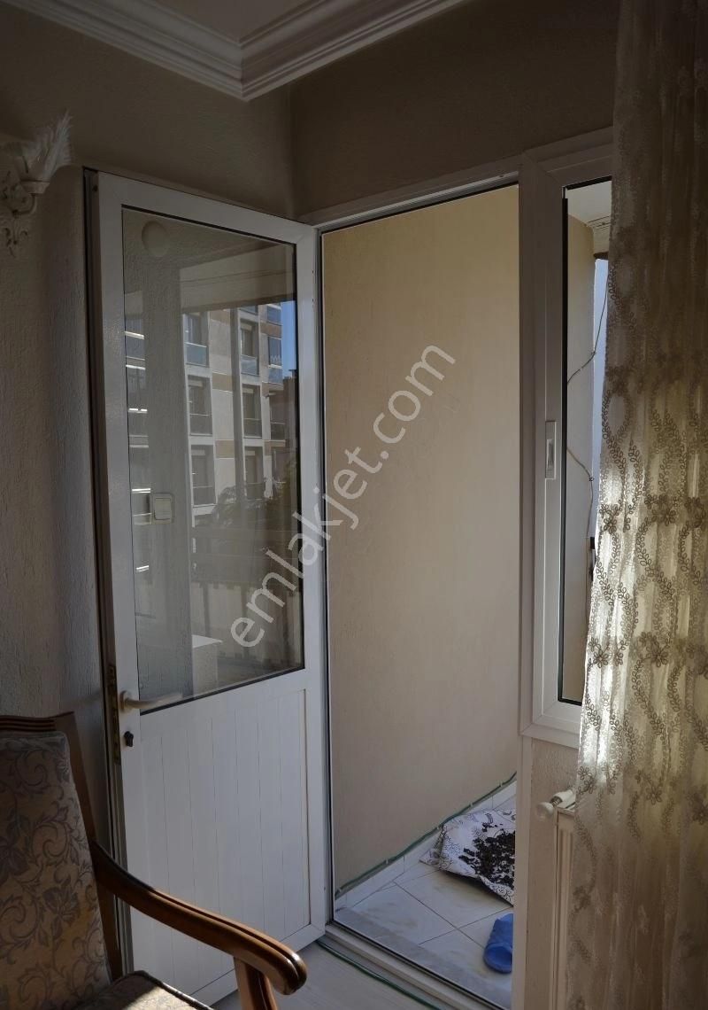 Buca Yeşilbağlar Mah.186 M2 3+1 2.kat D.gazlı Arakat-köşe Daire - Görsel 18