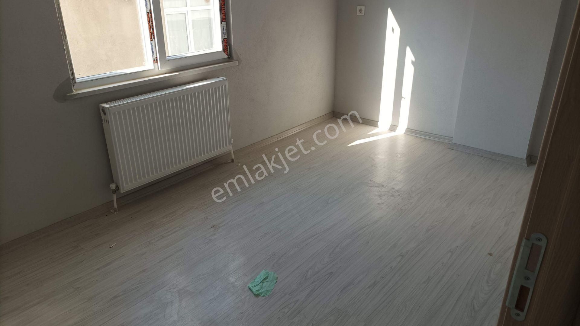 Arnavutköy Taşoluk Satılık Daire Taşoluk Mah'de 2+1 Balkonlu Yüksek Giriş Satılık Daire