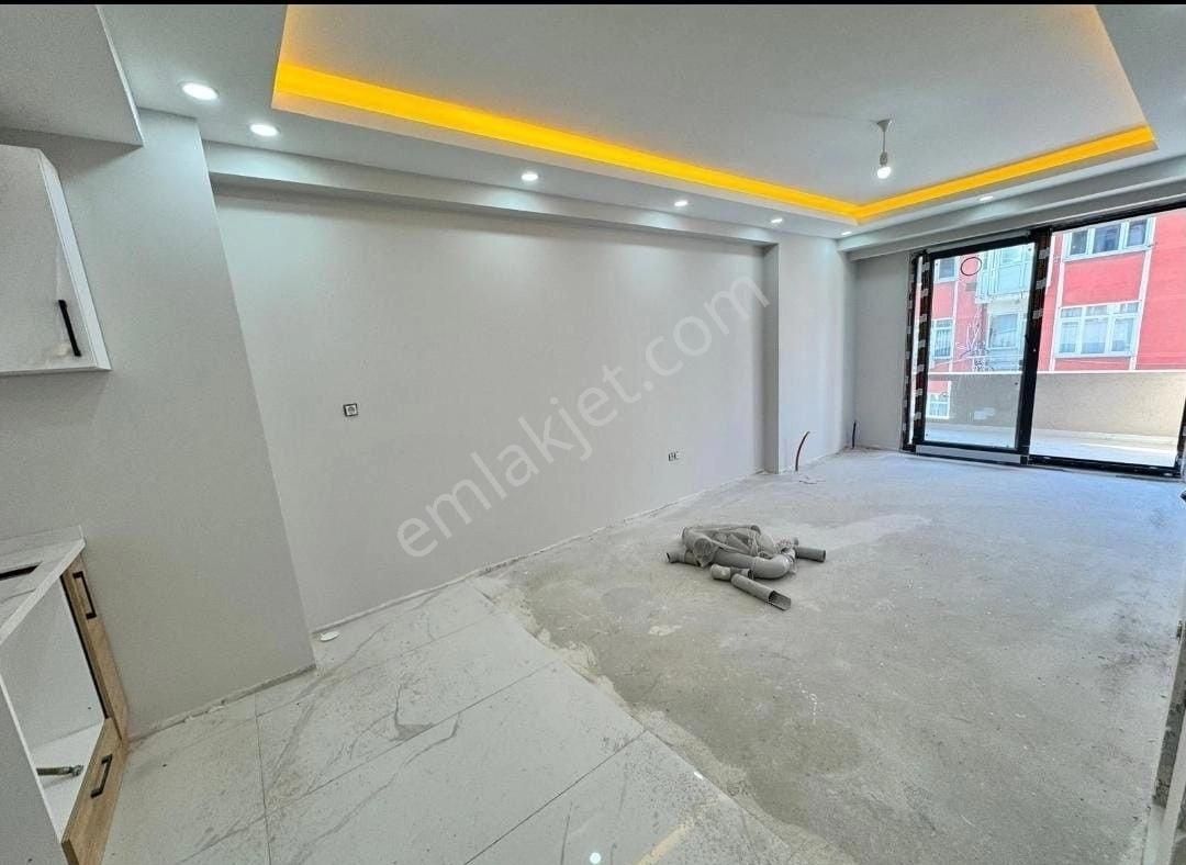 Zeytinburnu Gökalp Satılık Daire Zeytinburnu Yeşiltepe Mah'de 2+1 72m² Sıfır Asansörlü Satılık Daire Osmanlı Emlak