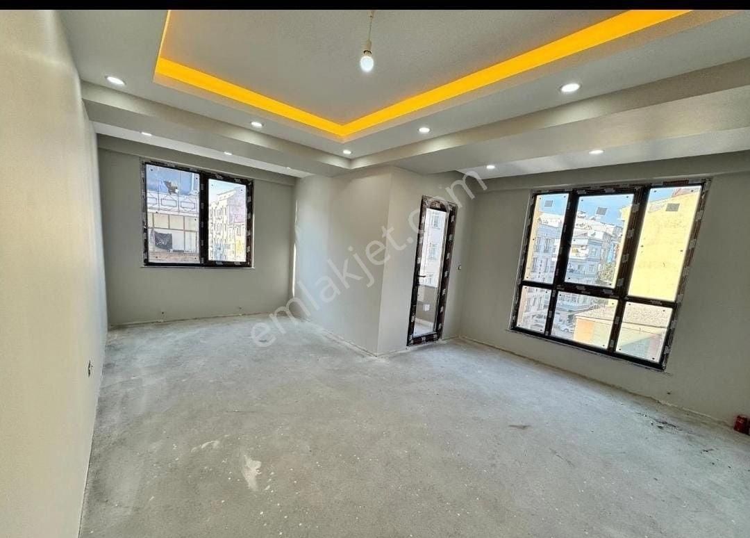 Zeytinburnu Yeşiltepe Satılık Daire Zeytinburnu Yeşiltepe Mah'de 3+1 112m² Sıfır Asansörlü Satılık Daire Osmanlı Emlak