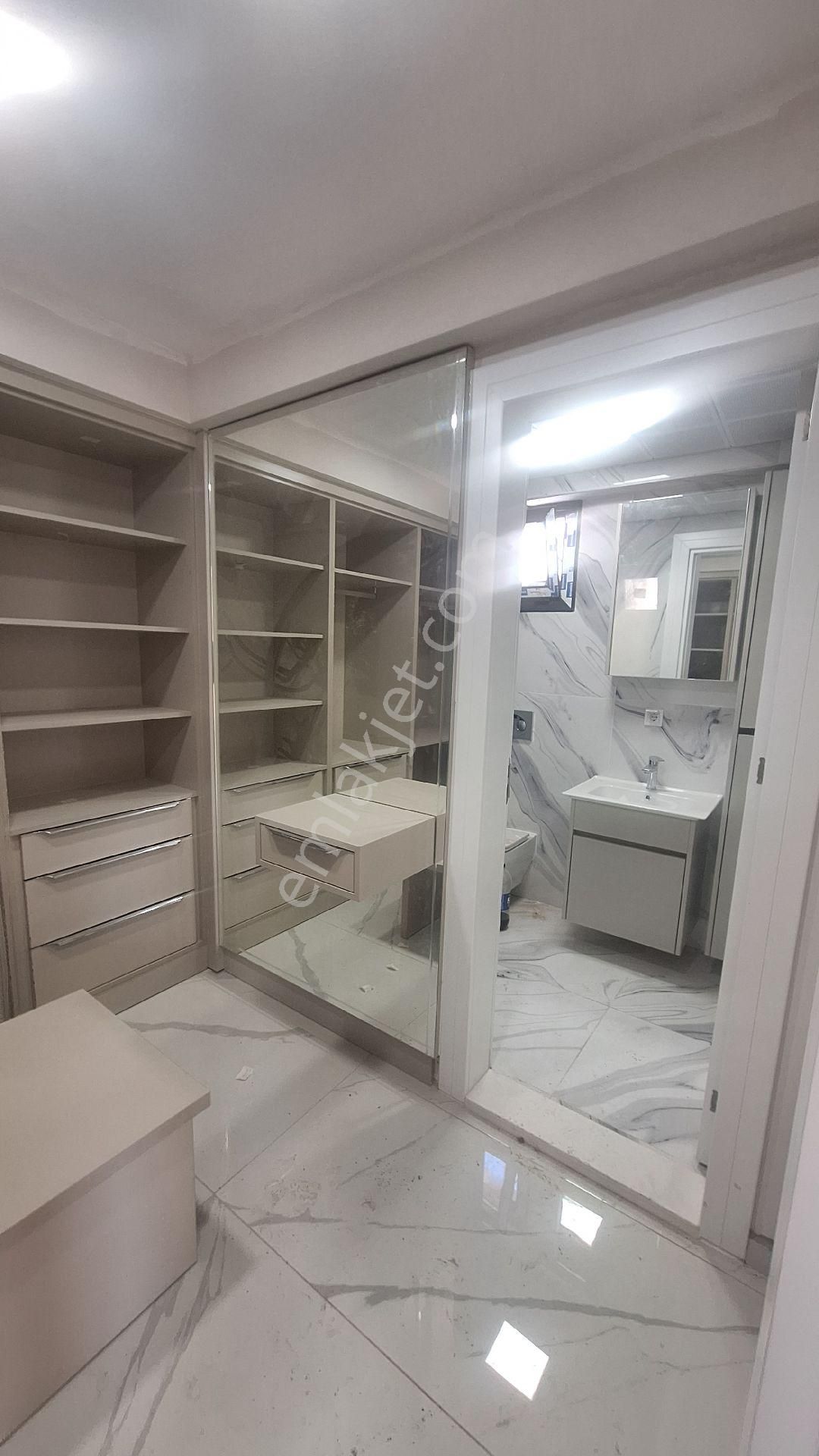 Torbalı Alpkent Satılık Daire 160m² Site İçi Satılık 3+1 Daire