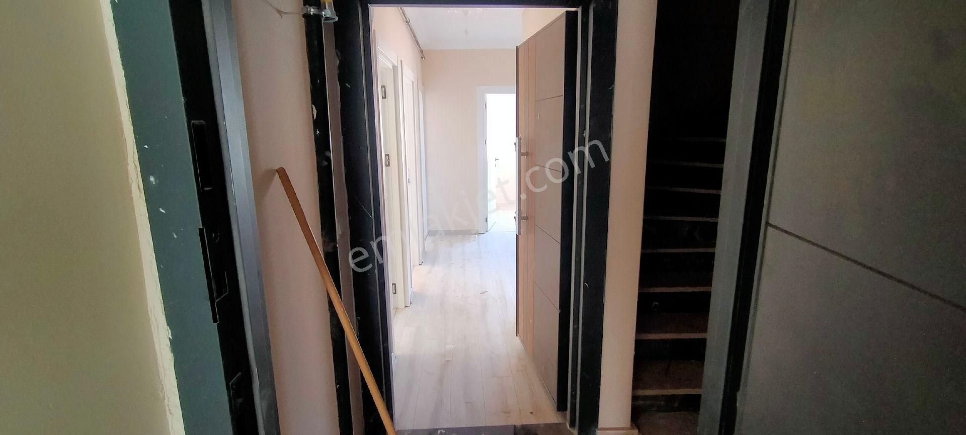 Sancaktepe Satılık 2+1 1.kat 80m² Sıfır Asansörlü