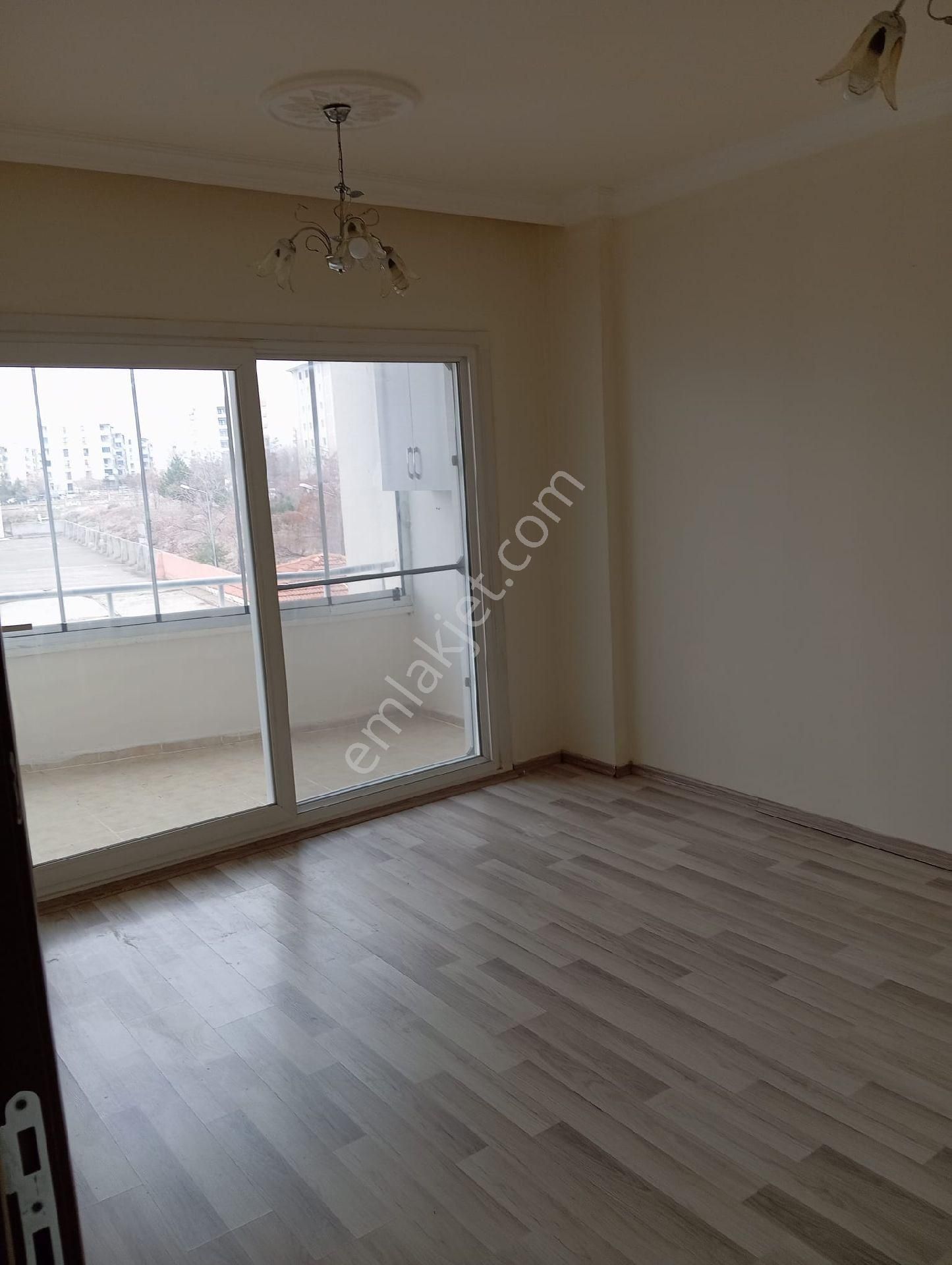 Kayapınar Çölgüzeli Kiralık Daire Premar Pro Gayrimenkulden Kiralık 2+1 Daire