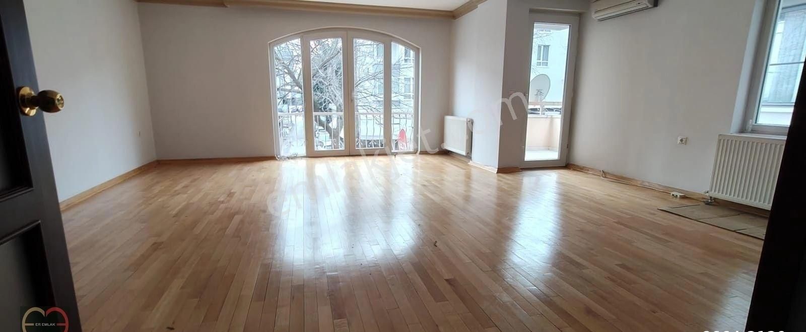 Çankaya Bahçelievler Kiralık Daire Bahçelievler De Asansörlü 4+1 16 M2 Katta Ön Cephe Lüks Daire