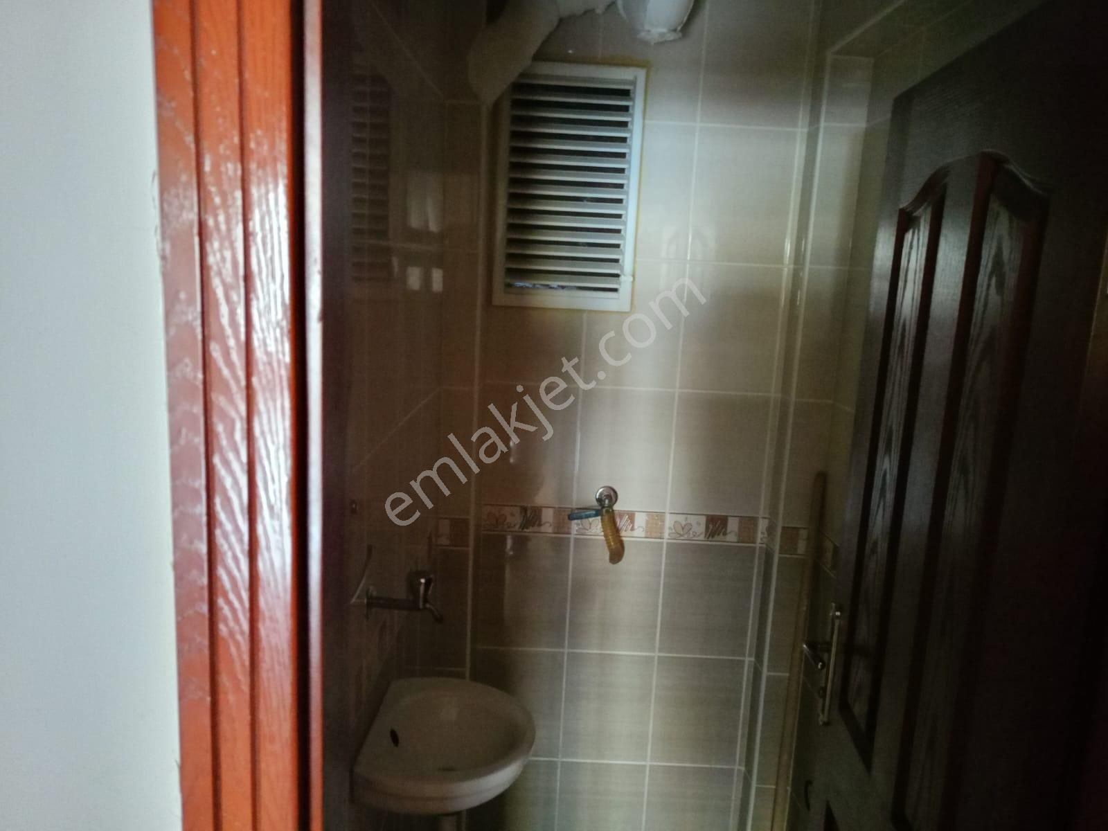 Keçiören Etlik Kiralık Daire Etlik Kuyuyazı Caddesin De Katda 3+1 Kiralık Boş Daire