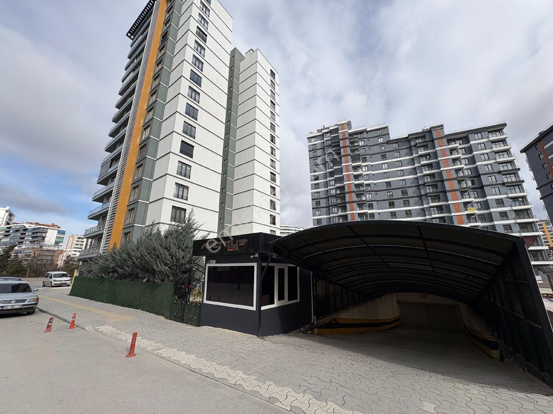 Selçuklu Şeker Satılık Daire Şeker Mah. Aventus Life Sitesi 5+1 Arakat Satılık Daire