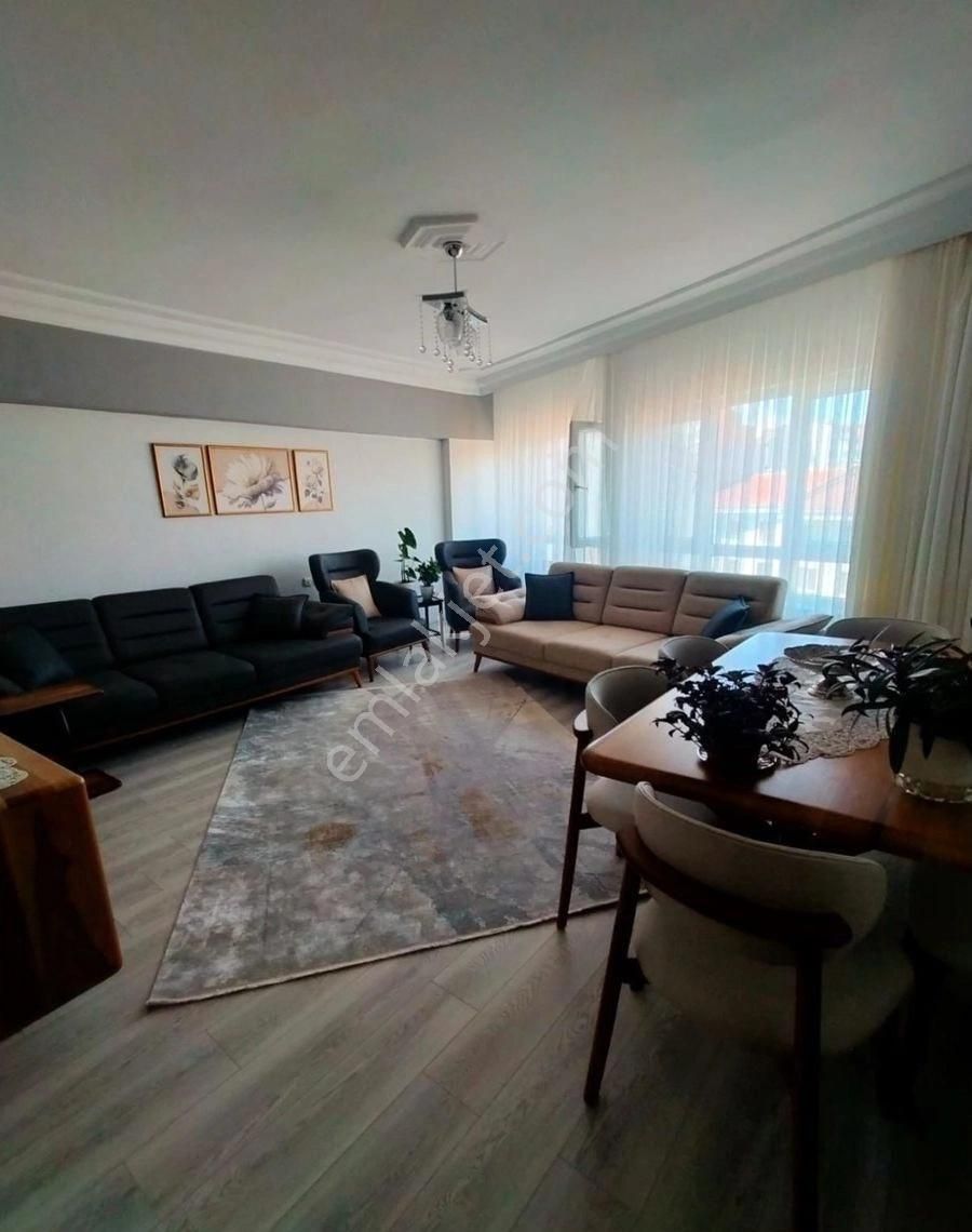 Odunpazarı Akarbaşı Satılık Daire Atatürk Cad Üzerinde Satılık 3+1 Daire