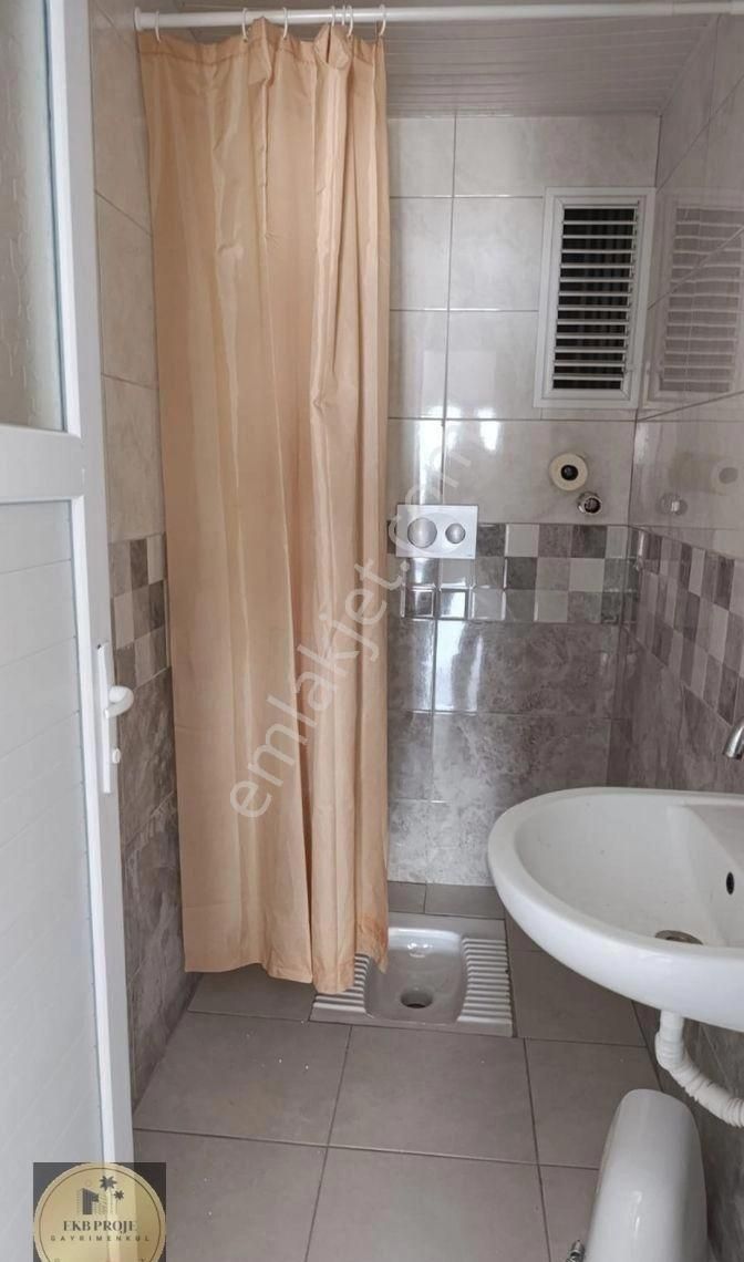 Silifke Taşucu Kiralık Daire Taşucu Merkezde Servis Güzergahında Geniş Oturumlu Kiralık Daire