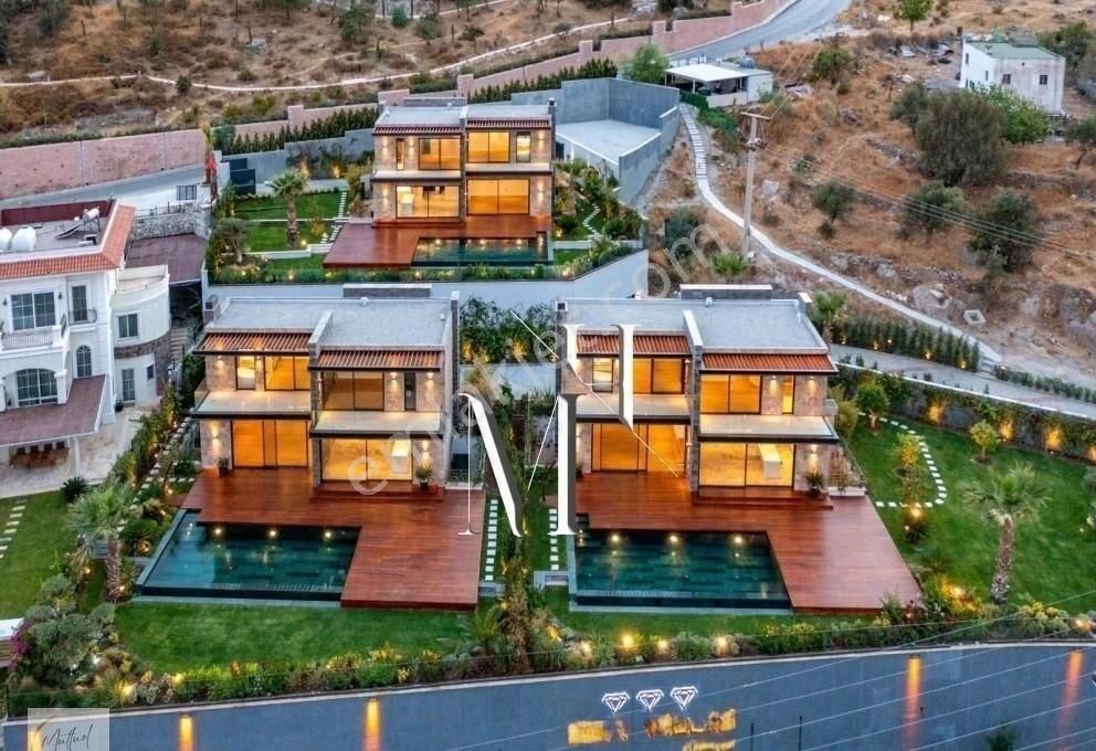 Bodrum Gölköy Satılık Villa Mutluol Proje'den Bodrum Türkbükü'nde Özel Sitede 3 Adet Villa