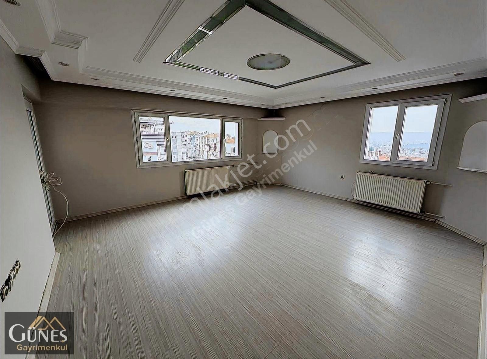 Buca Barış Satılık Daire Güneş'ten Kız Kulesi Yanı 3+1 130 M2 Asansörlü Satılık Daire