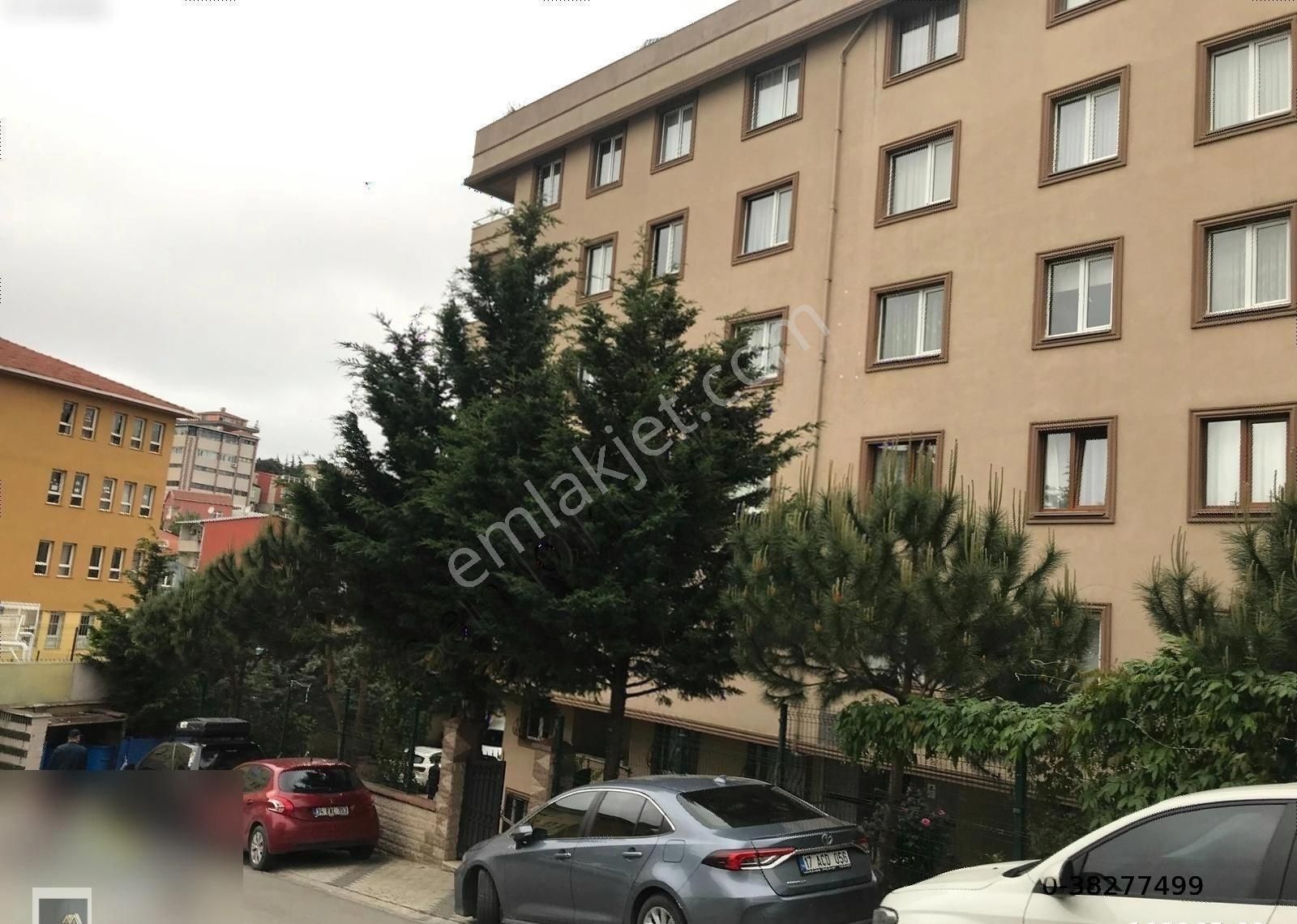 Üsküdar Yavuztürk Satılık Daire Merkez Gayrimenkulden Satılık Dubleks 3+2 Daire