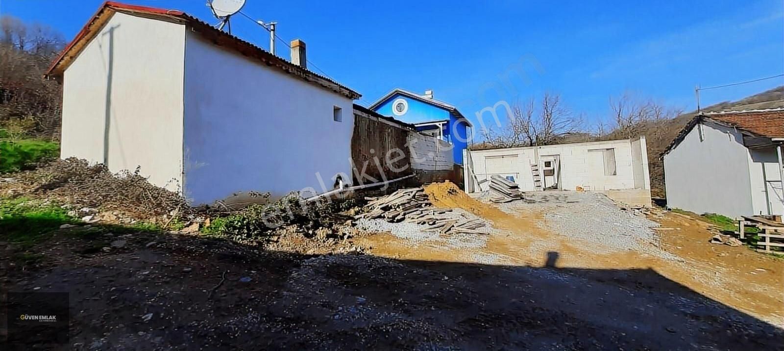 İznik Güven Emlaktan Satılık Bahçeli Müstakil Ev. - Görsel 9