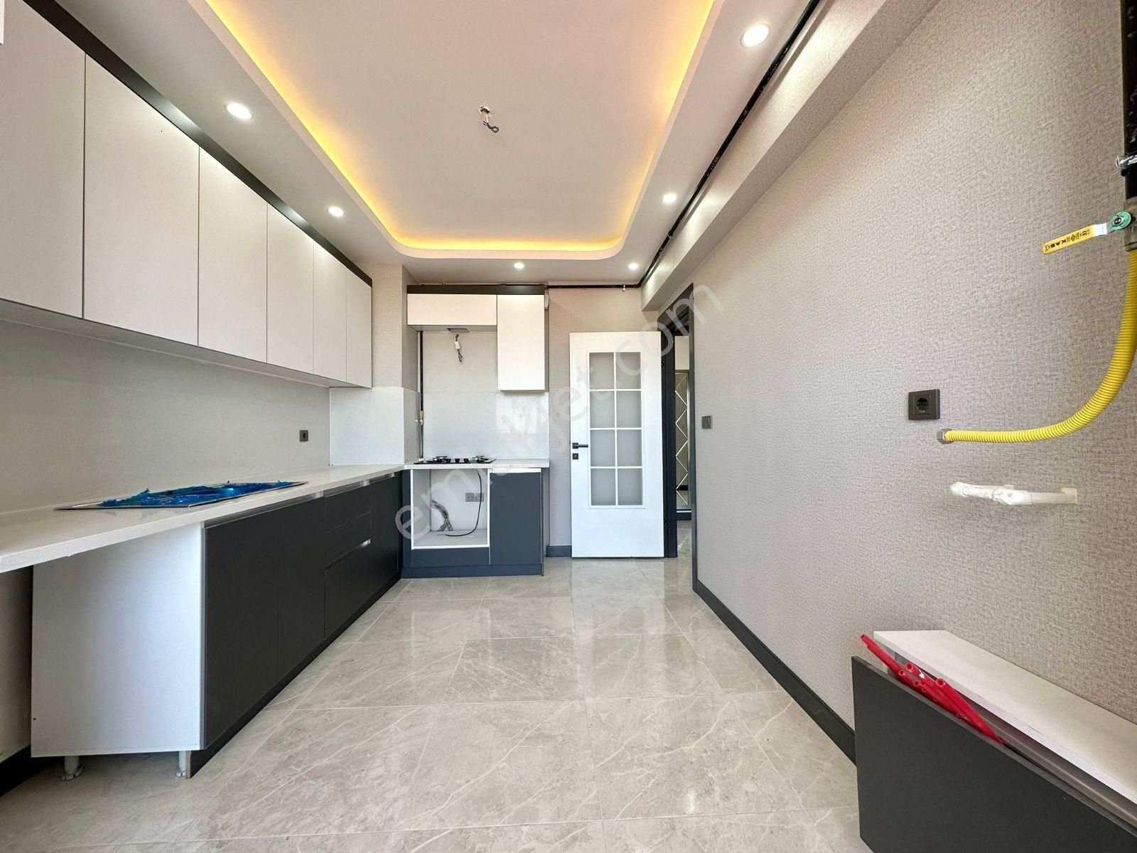 Çiftçioğulları Emlak'tan Diş Hastanesi Yakını Fatih Mahallesinde Sıfır Lüx 3+1 Daire