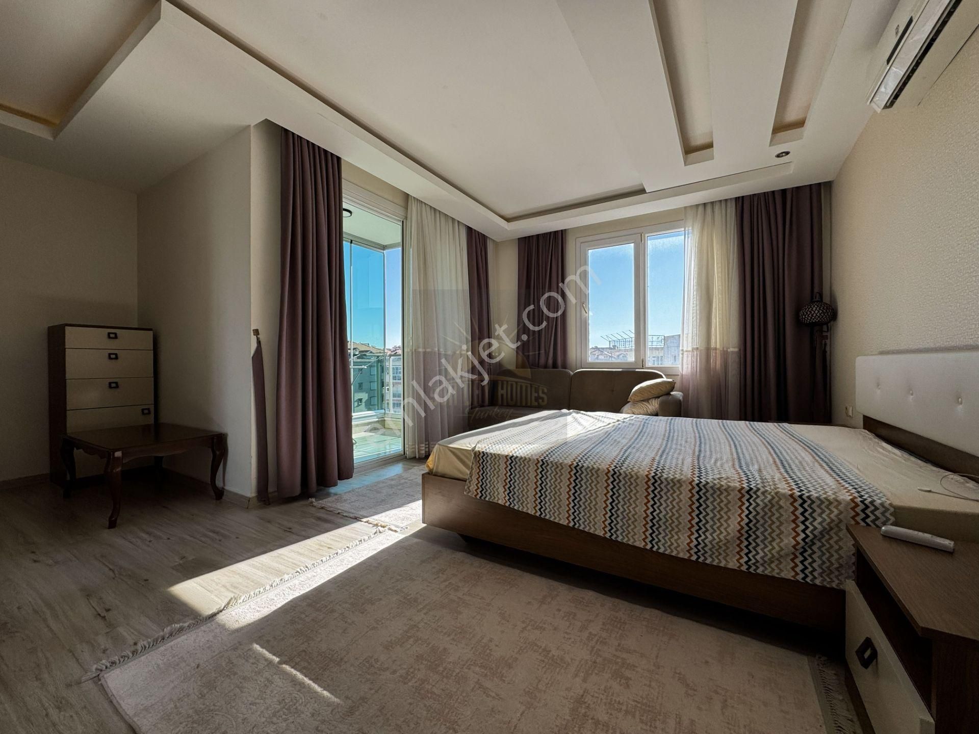 Alanya Oba Mahallesin De 250m², 4+1 Full Eşyalı Lüks Satılık Daire - Görsel 14