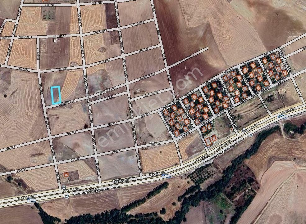 Gölbaşı Oyaca Akarsu Satılık Konut İmarlı Gölbaşı Oyaca'da 1070 M2 Konut İmarlı Satılık Arsa