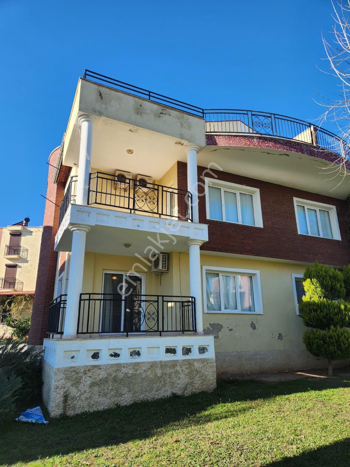 Aydın Didim Satılık Villa Didim Efeler Mahallesinde Denize 150m