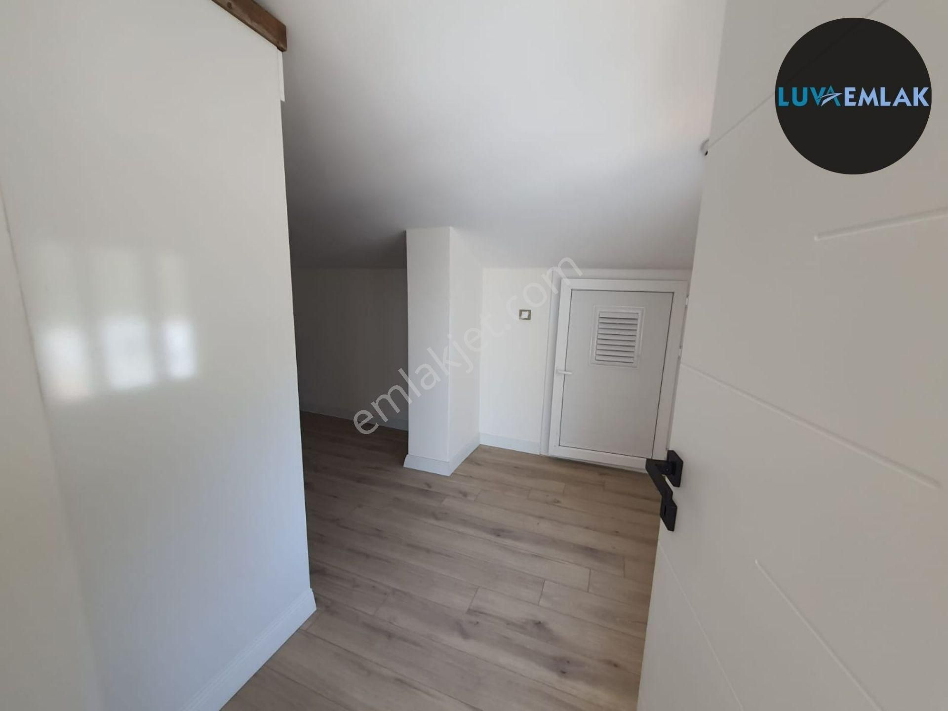 Didim Akbük'te Deniz Manzaralı Akıllı Ev Sistemli 3+1 Çatı Dubleksi - Görsel 20