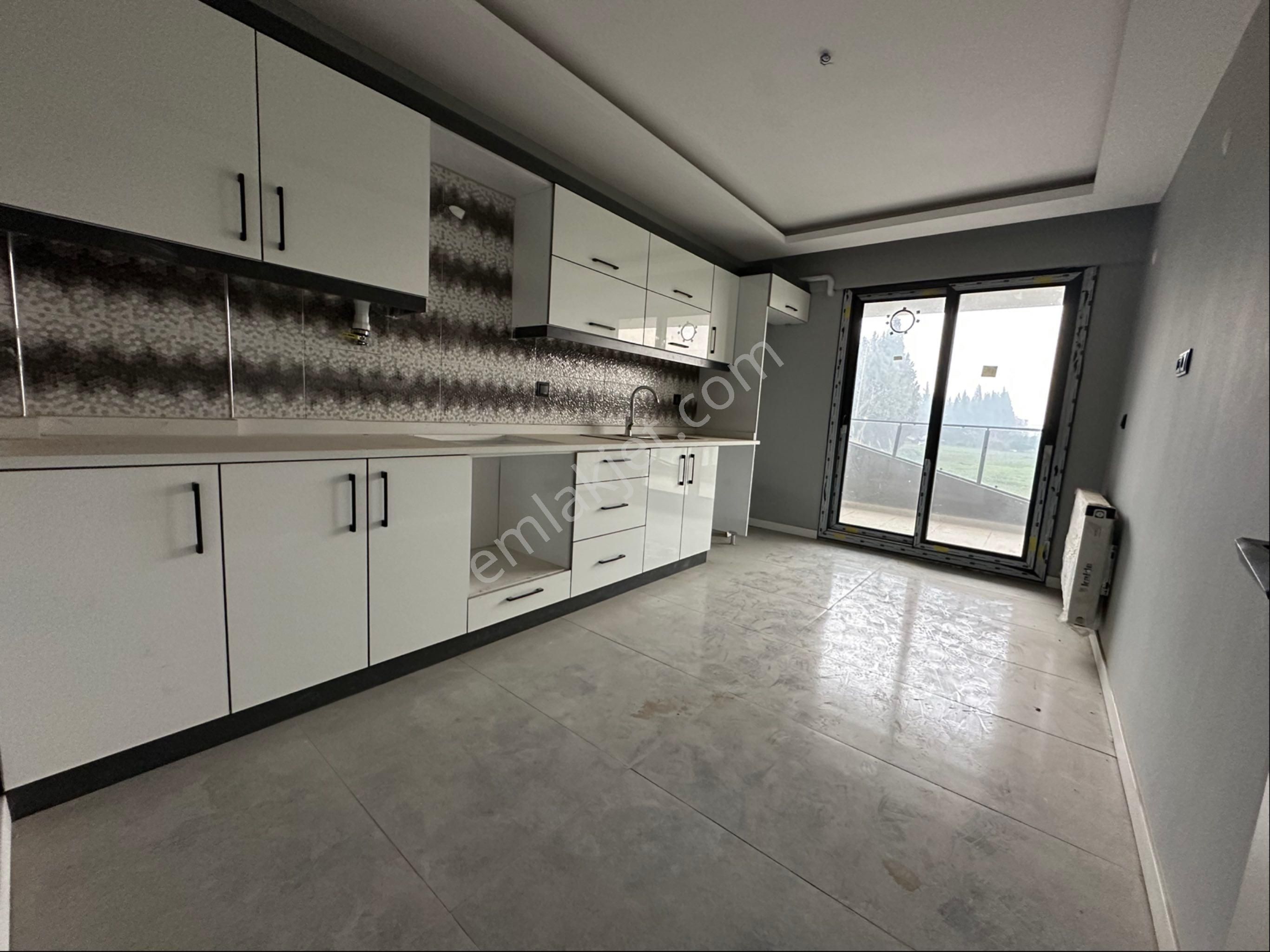 Torbalı Muratbey Satılık Daire Uygan'dan Yedieylül Mah. Merkez 3+1 140m² Ara Kat Sıfır Lüx Daire