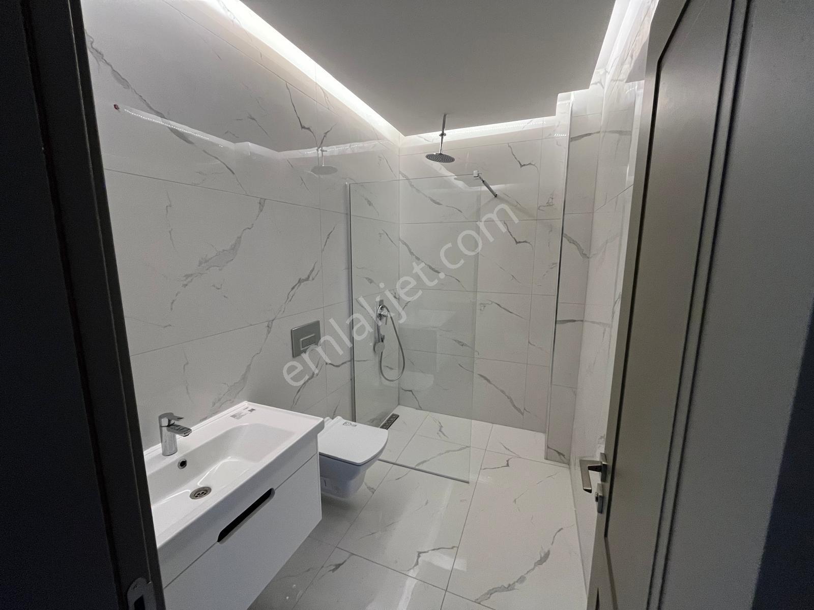 Ege Mh’de Ada Pier Rezidans’ta 1+1 Kiralık Daire - Görsel 20