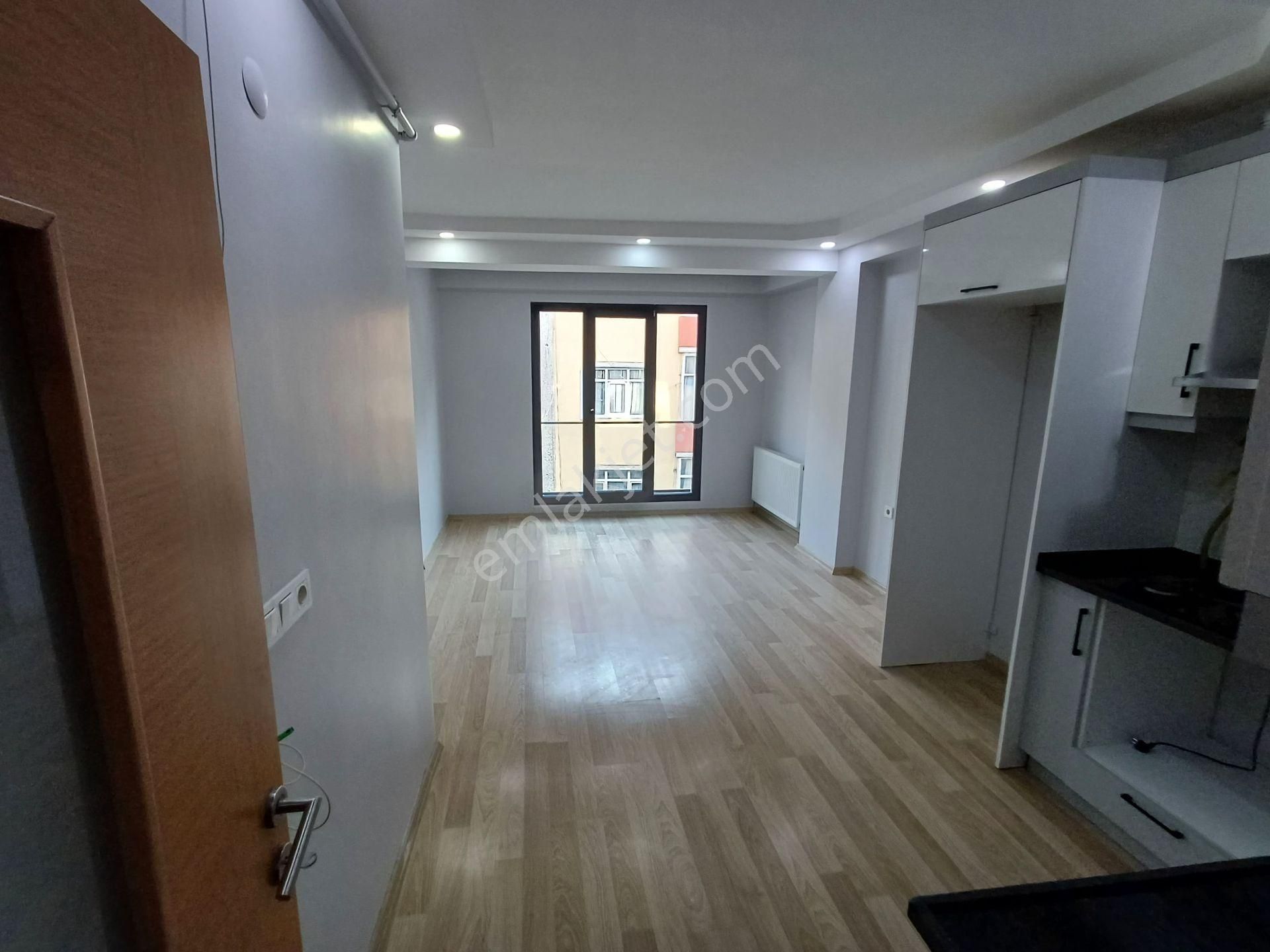 Zeytinburnu Yeşiltepe Satılık Daire Zeytinburnu Yeşiltepede 2+1 72m²3yıllık Asansörlü Satılık Daire Osmanlı Emlak