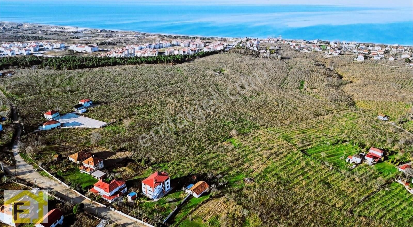 Kocaali Caferiye Satılık Konut İmarlı Kocaali Caferiye'de Full Deniz Manzaralı 4.000m2 Satılık Arsa