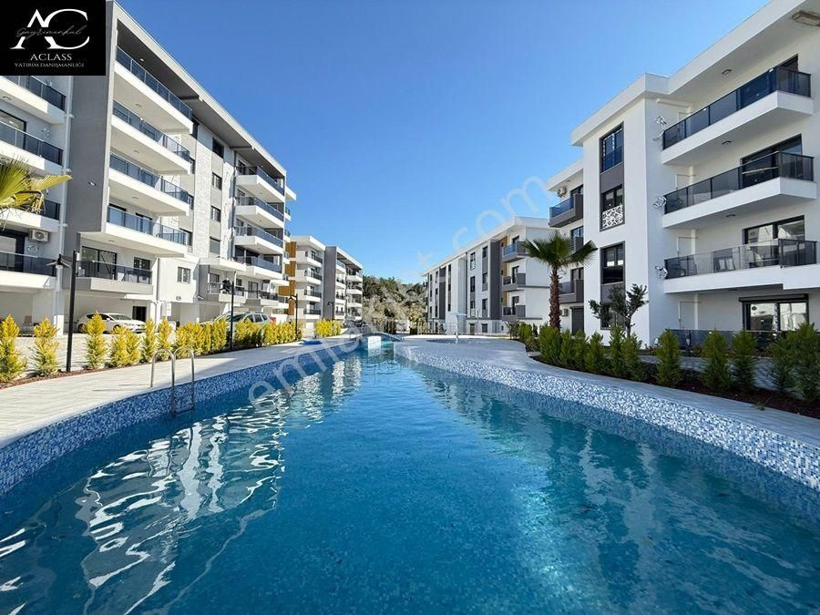 Kuşadası İkiçeşmelik Satılık Residence 7/24 Guvenlık-acık/kapalı Havuz-otopark-hamam-sauna-yerden Isıtma-yeni-lüx-fırsat 1+1 Loft Daire