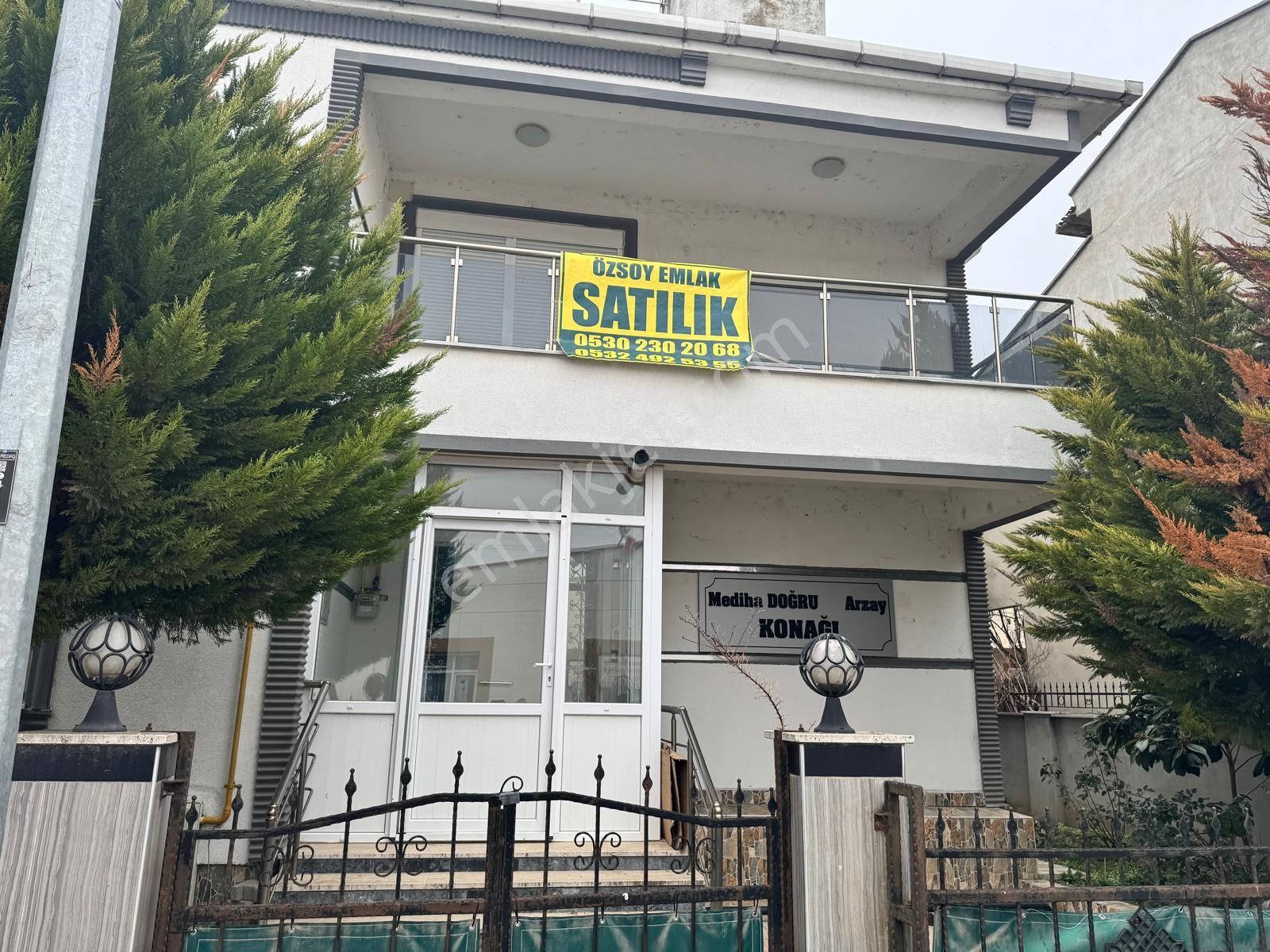 Edirne Özsoy Emlak Danışmanlık'dan Süloğlu İlçesi Çarşı Merkezde Lüks Dubleks Villa