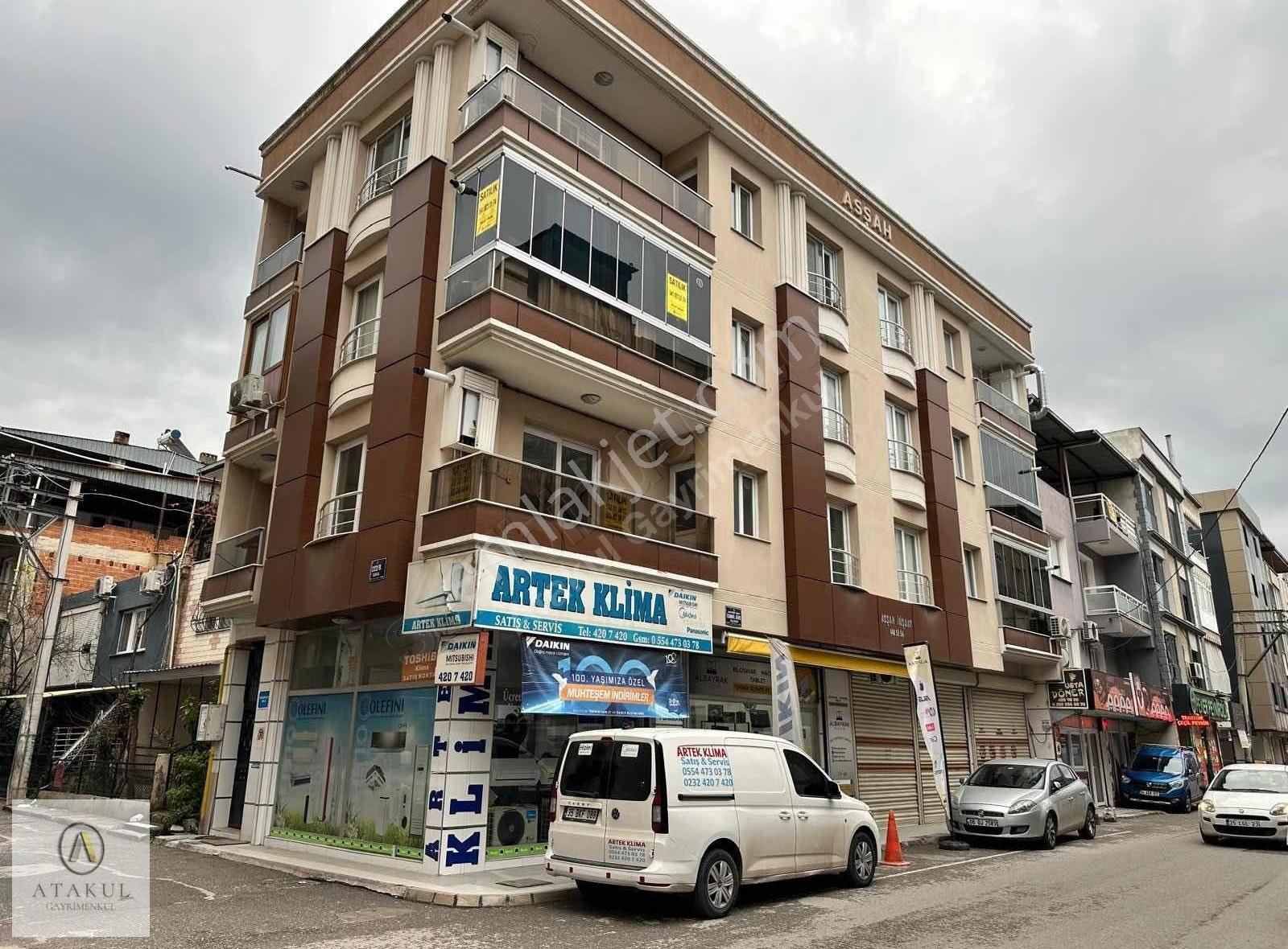 Buca Kozağaç Satılık Daire Atakul Gayrimenkul-kozağaç Meydan Yakını 2+1 85m2 Ara Kat Daire