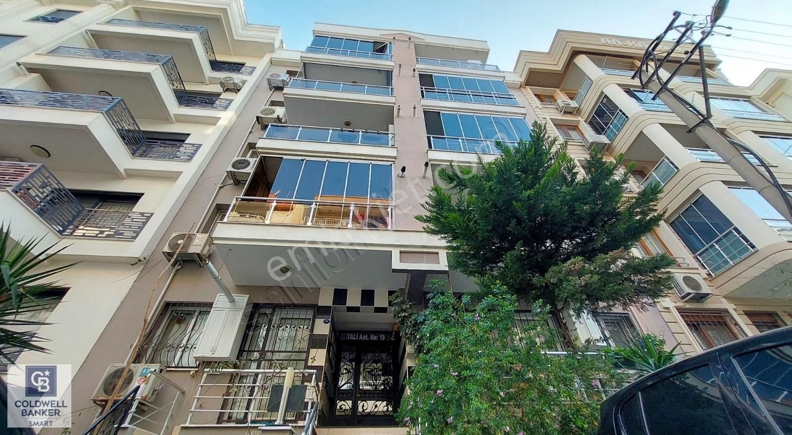 Karşıyaka Yalı Kiralık Daire Yalı Mahallesi Cihat Kora Arkasında Kiralık 2+1 Bakımlı Daire