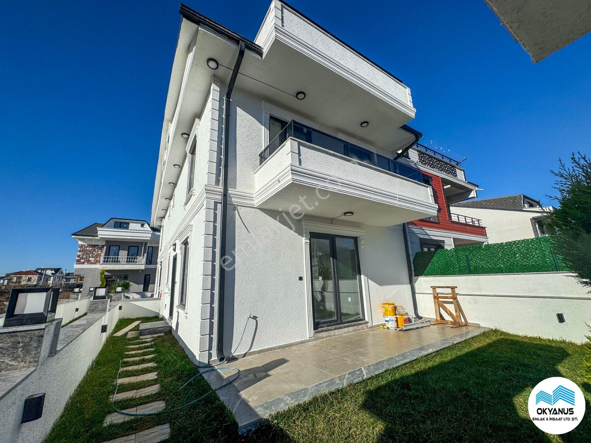 Karasu Yalı Satılık Villa Ön Cephe Ferah Ve Aydınlık Villa