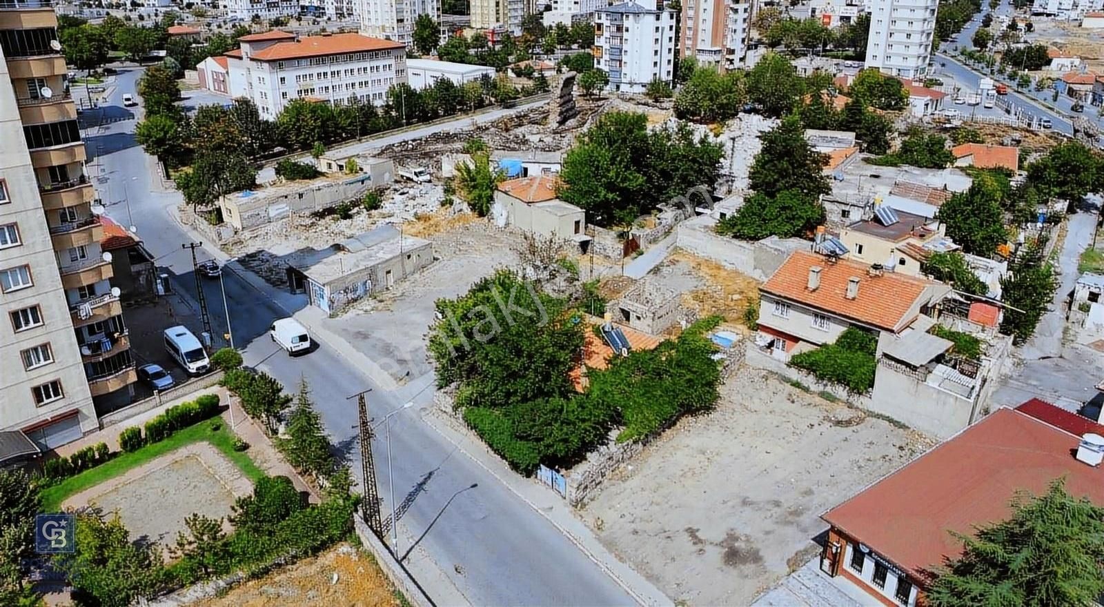 Melikgazi Battalgazi Satılık Müstakil Ev Şehir Merkezinde 2 Daire Getirili 400 M2 Arsalı Müstakil Ev