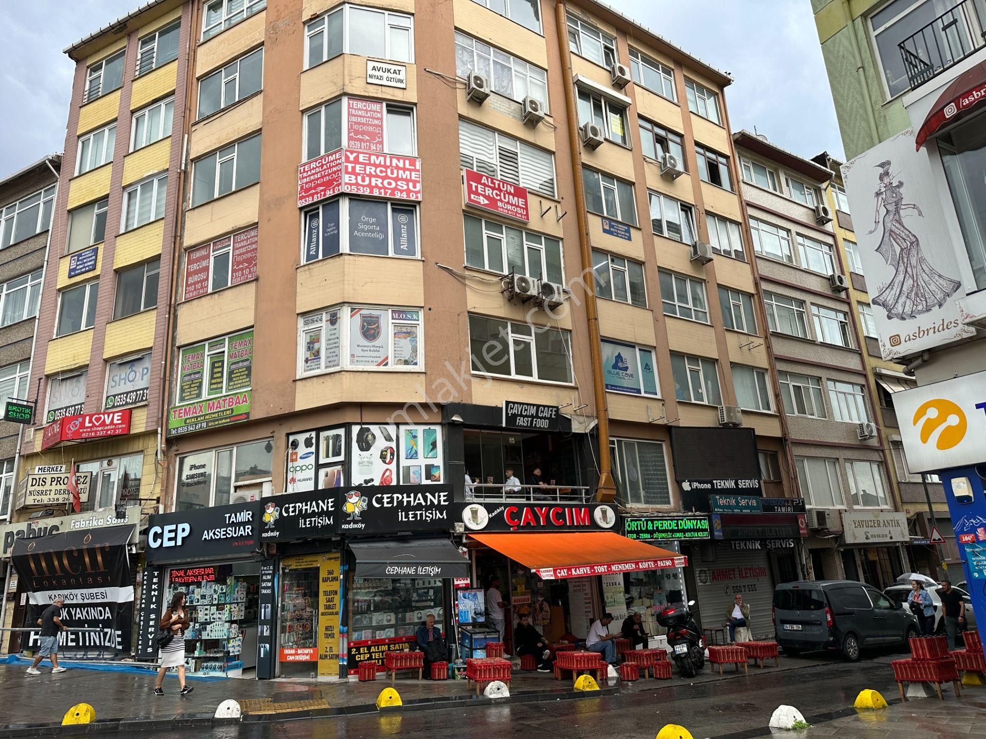 Kadıköy Hasanpaşa Kiralık Ofis Yankı'dan Kadıköy Süğütlü Çeşme Caddesinde 1+0 Eşyalı 25m2 Ofis