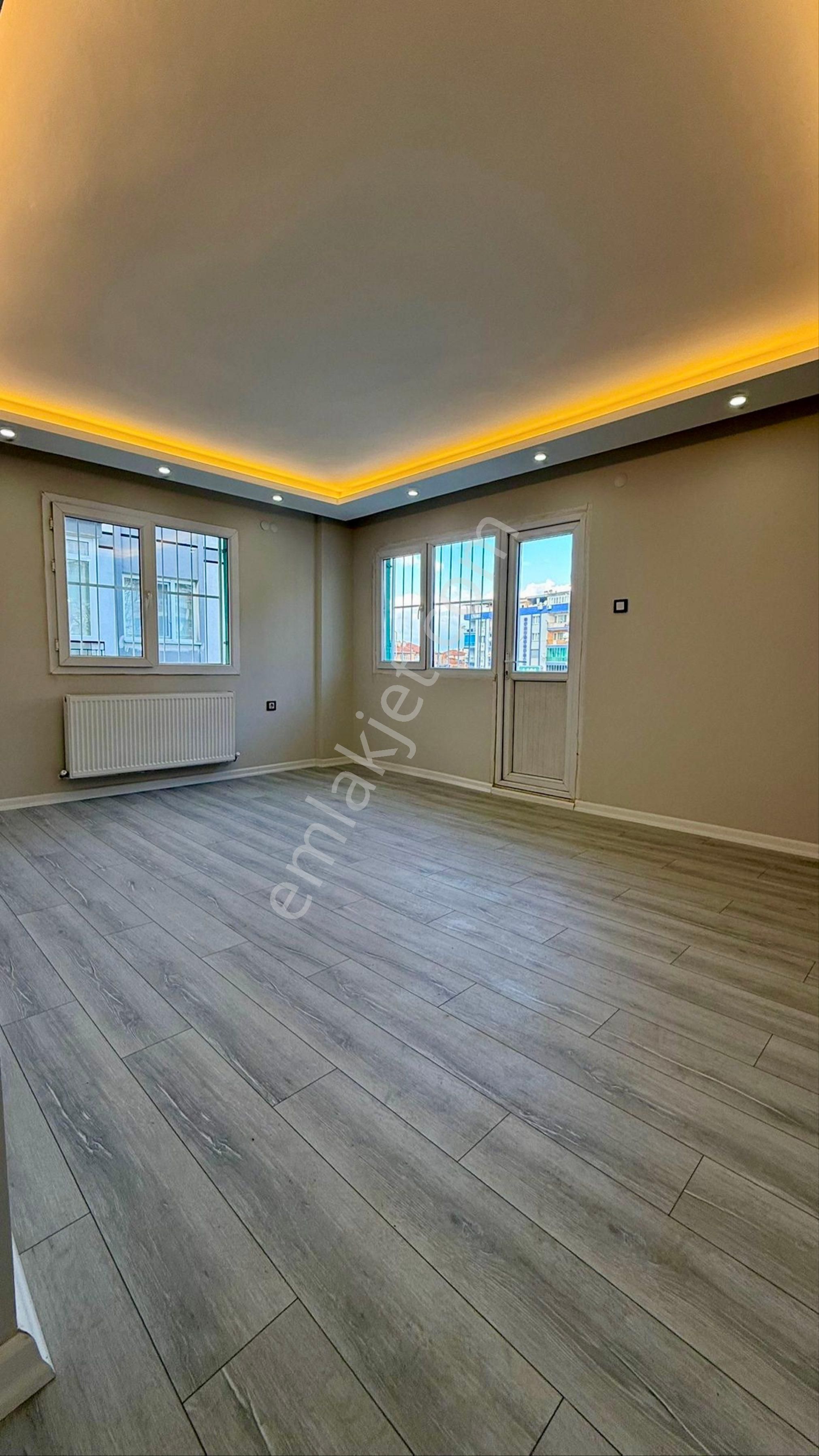 Yunusemre Yeni Mahalle Satılık Daire Ersoy'dan Yeni Mahallede 3+1 130 M2 2. Balkon