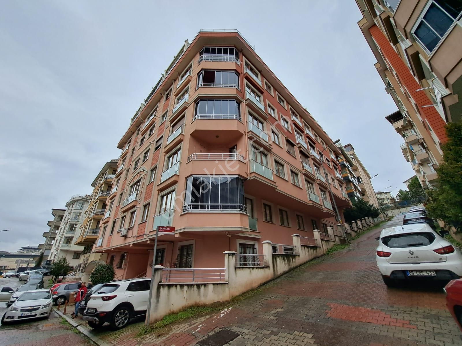 Maltepe Aydınevler Kiralık Daire ꧁uğur &uzman꧂'dan Aydınevler Hill Town'da Metro'yakın Eşyalı 2+1 Ters Dublex