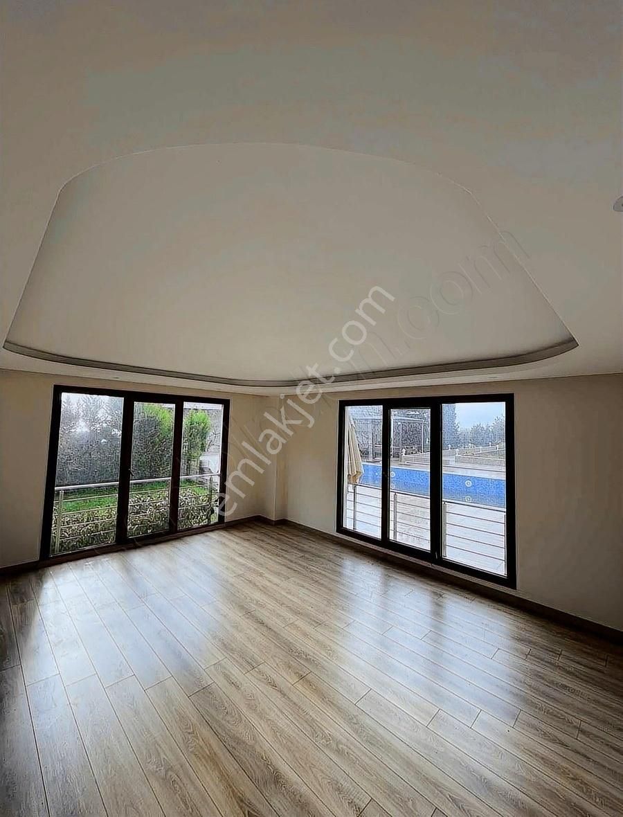 Büyükçekmece Fatih Satılık Daire Büyükçekmece Fatih Mahallesinde Havuzlu Site İçi 110m² 2+1 Daire