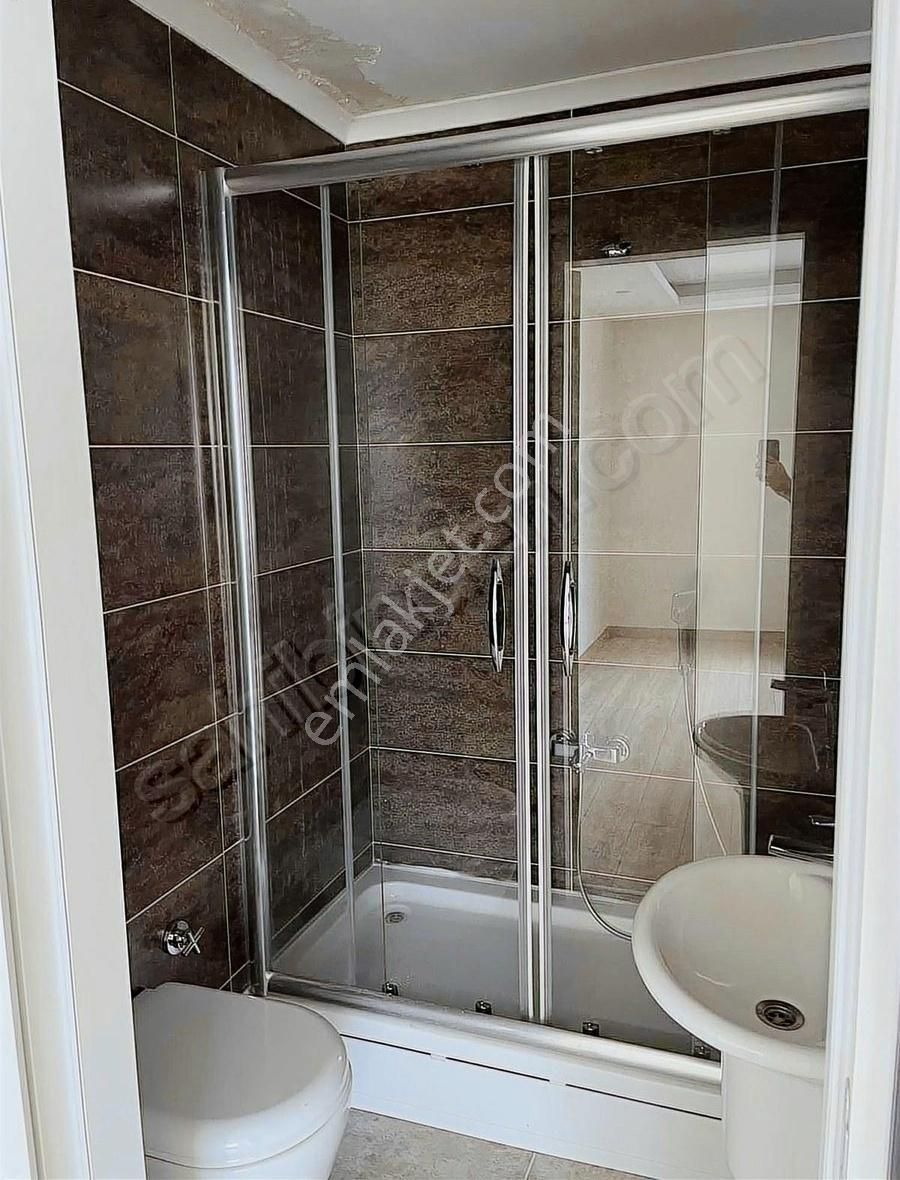 Büyükçekmece Fatih Mahallesinde Havuzlu Site İçi 110m² 2+1 Daire - Görsel 3