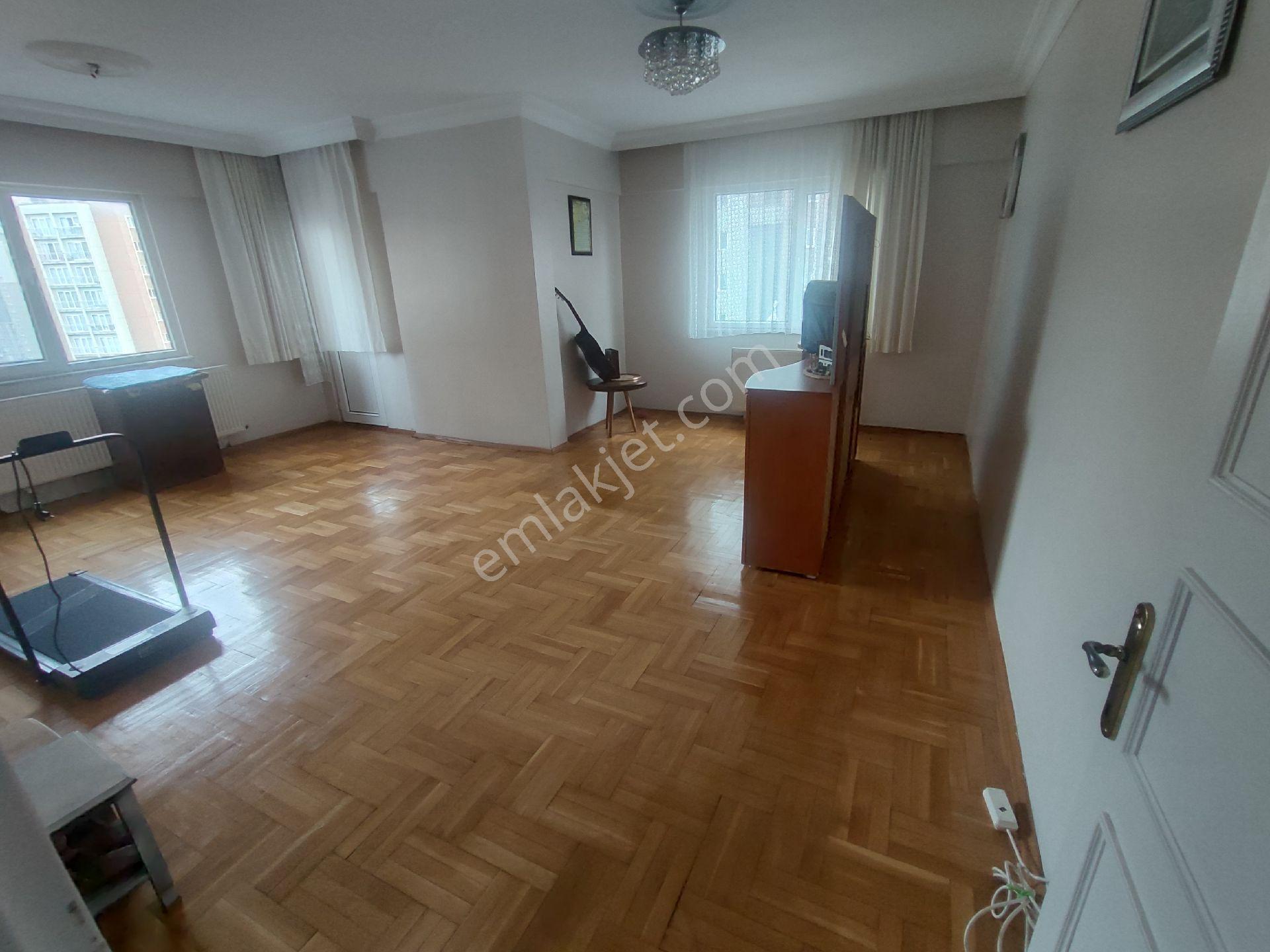 3+1 Site İçinde 3 Cepheli Net 140m2 Metrobüse 13dk Sahibinden !! - Görsel 7