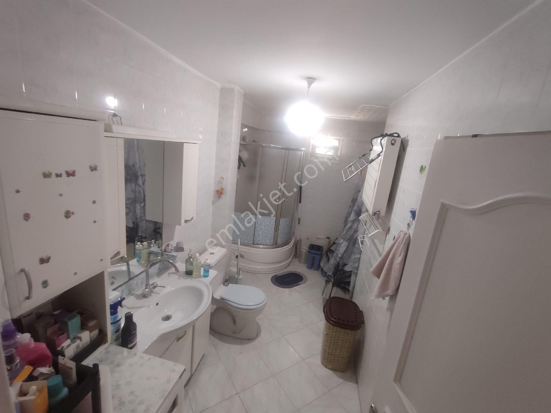 3+1 Site İçinde 3 Cepheli Net 140m2 Metrobüse 13dk Sahibinden !! - Görsel 14