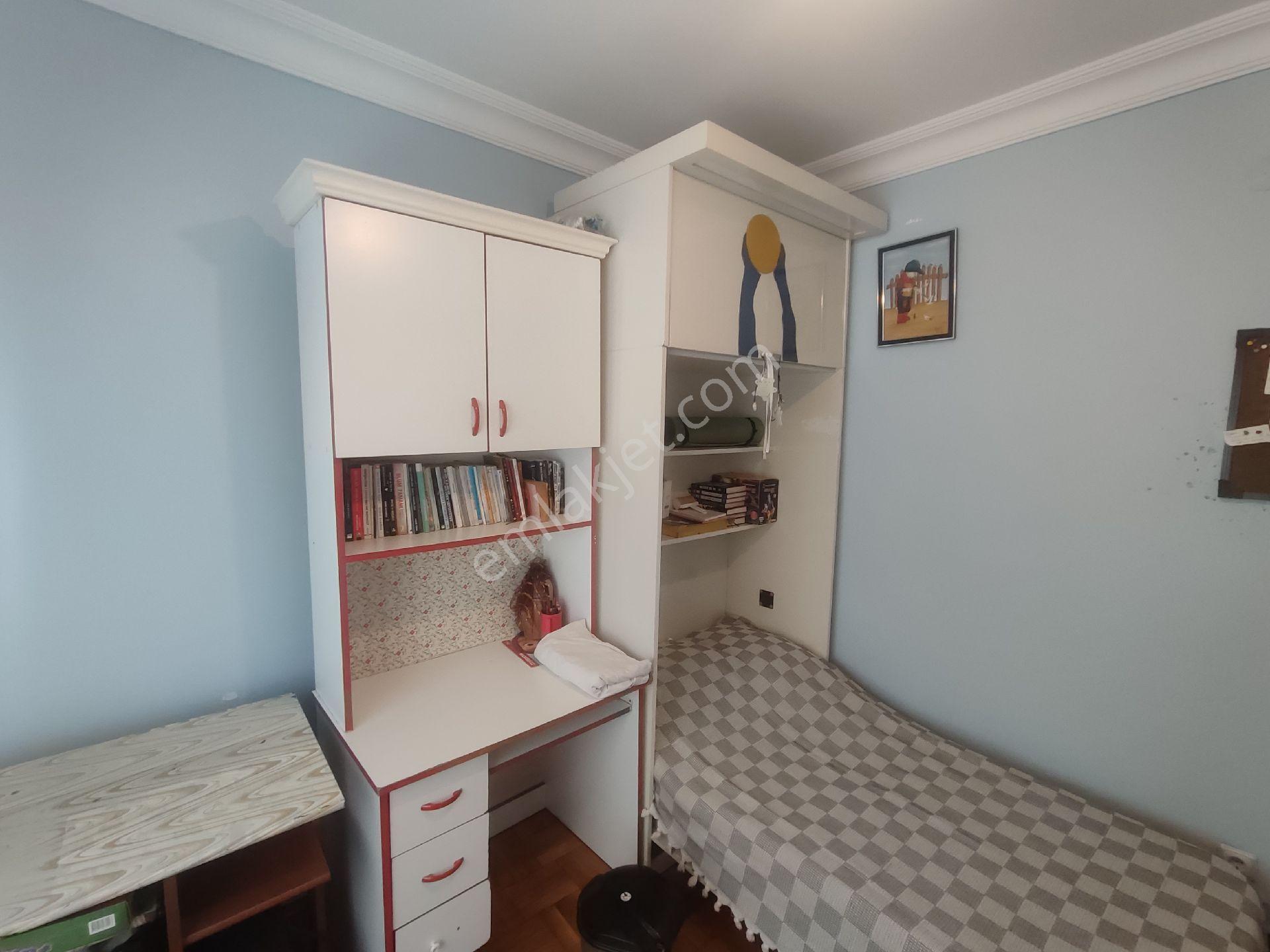3+1 Site İçinde 3 Cepheli Net 140m2 Metrobüse 13dk Sahibinden !! - Görsel 23