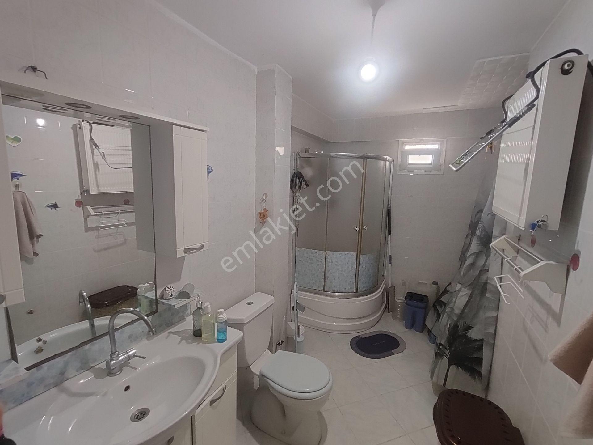 3+1 Site İçinde 3 Cepheli Net 140m2 Metrobüse 13dk Sahibinden !! - Görsel 15