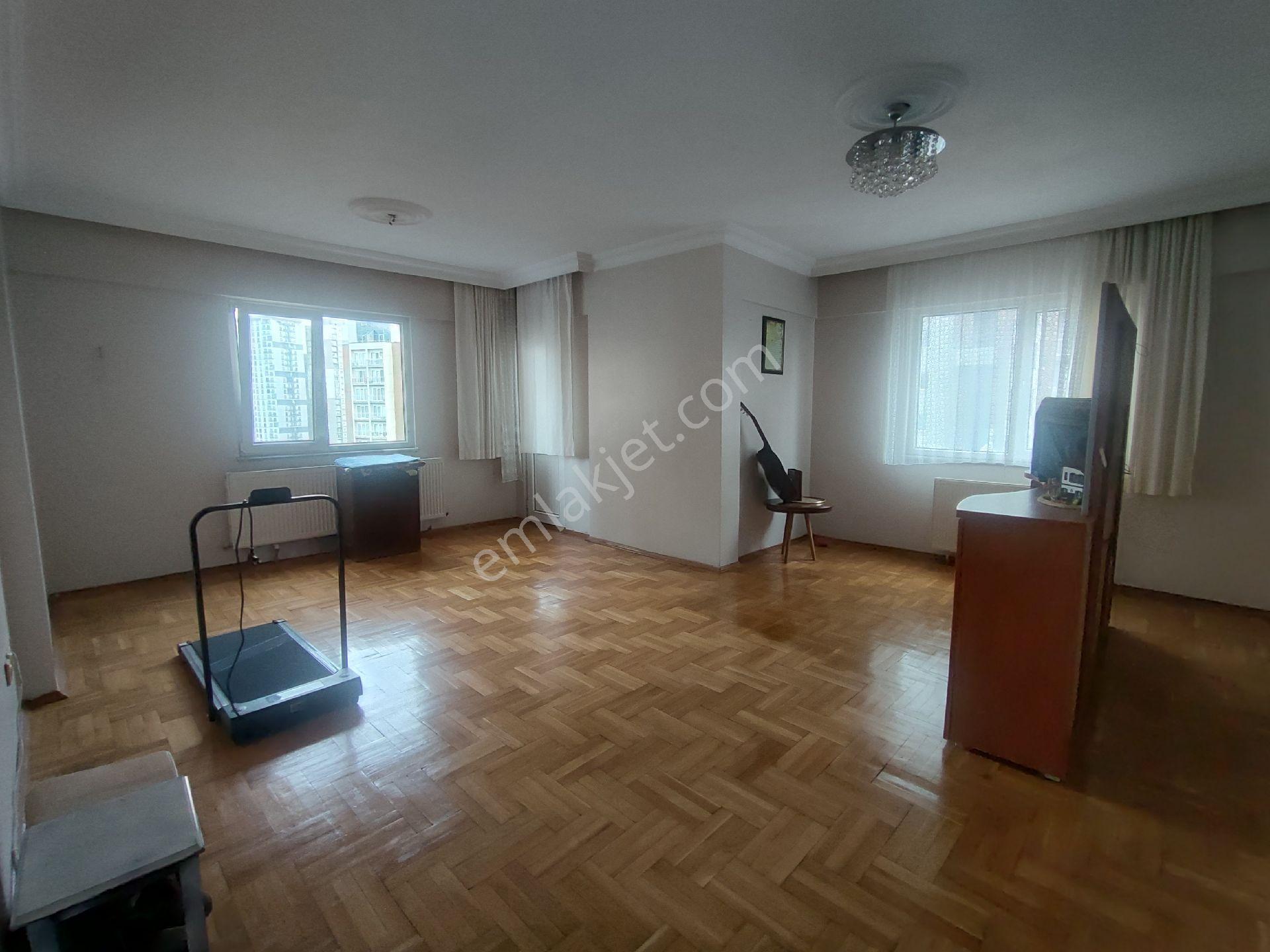 3+1 Site İçinde 3 Cepheli Net 140m2 Metrobüse 13dk Sahibinden !! - Görsel 5